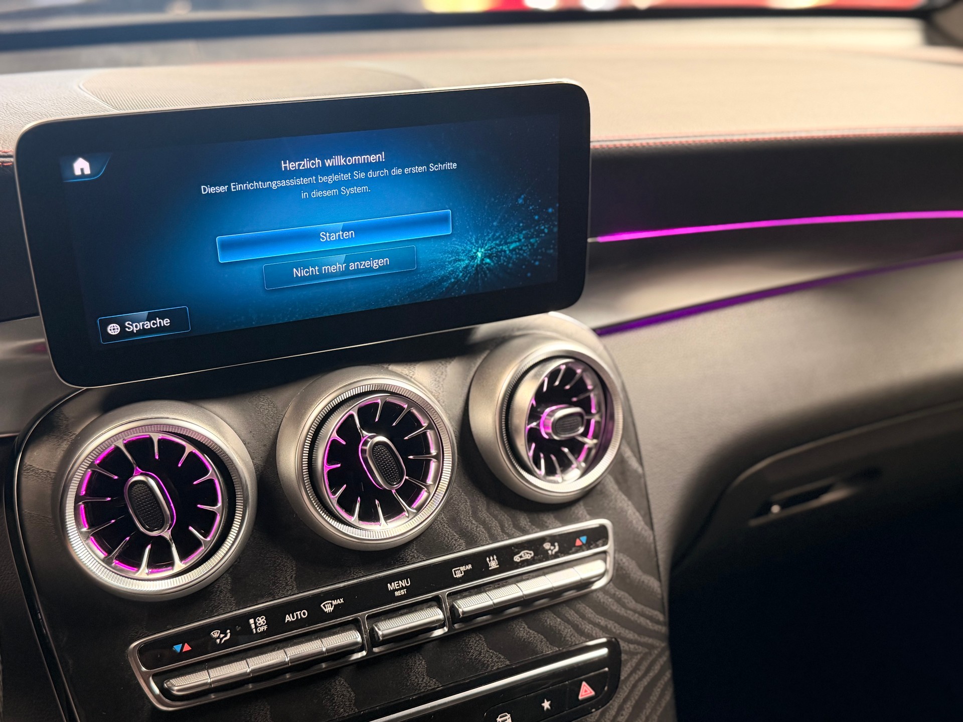 MERCEDES-BENZ GLC 43 AMG 4Matic 9G-Tronic-image-11
