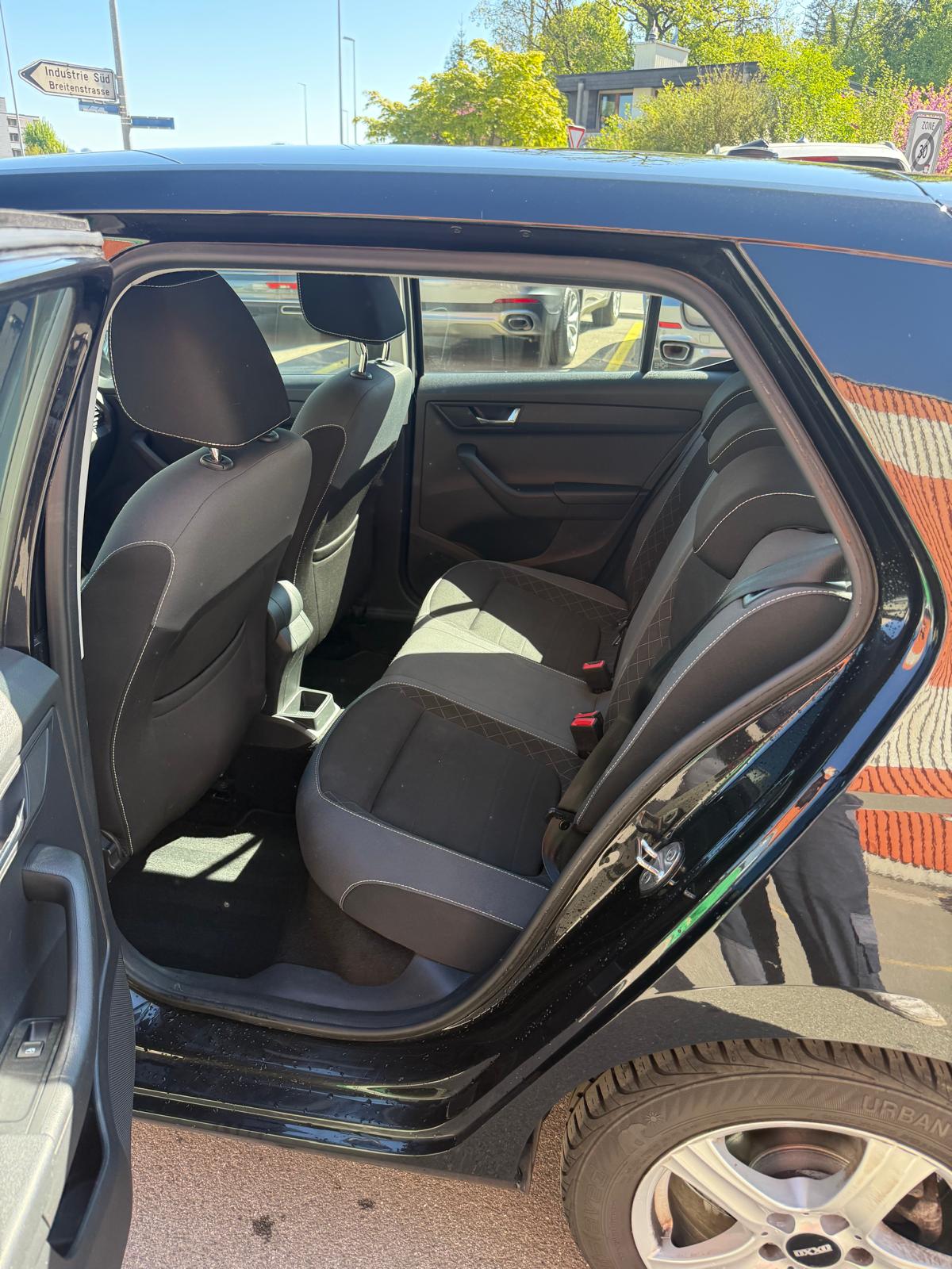 SKODA Fabia 1.0 TSI Ambition DSG-image-13