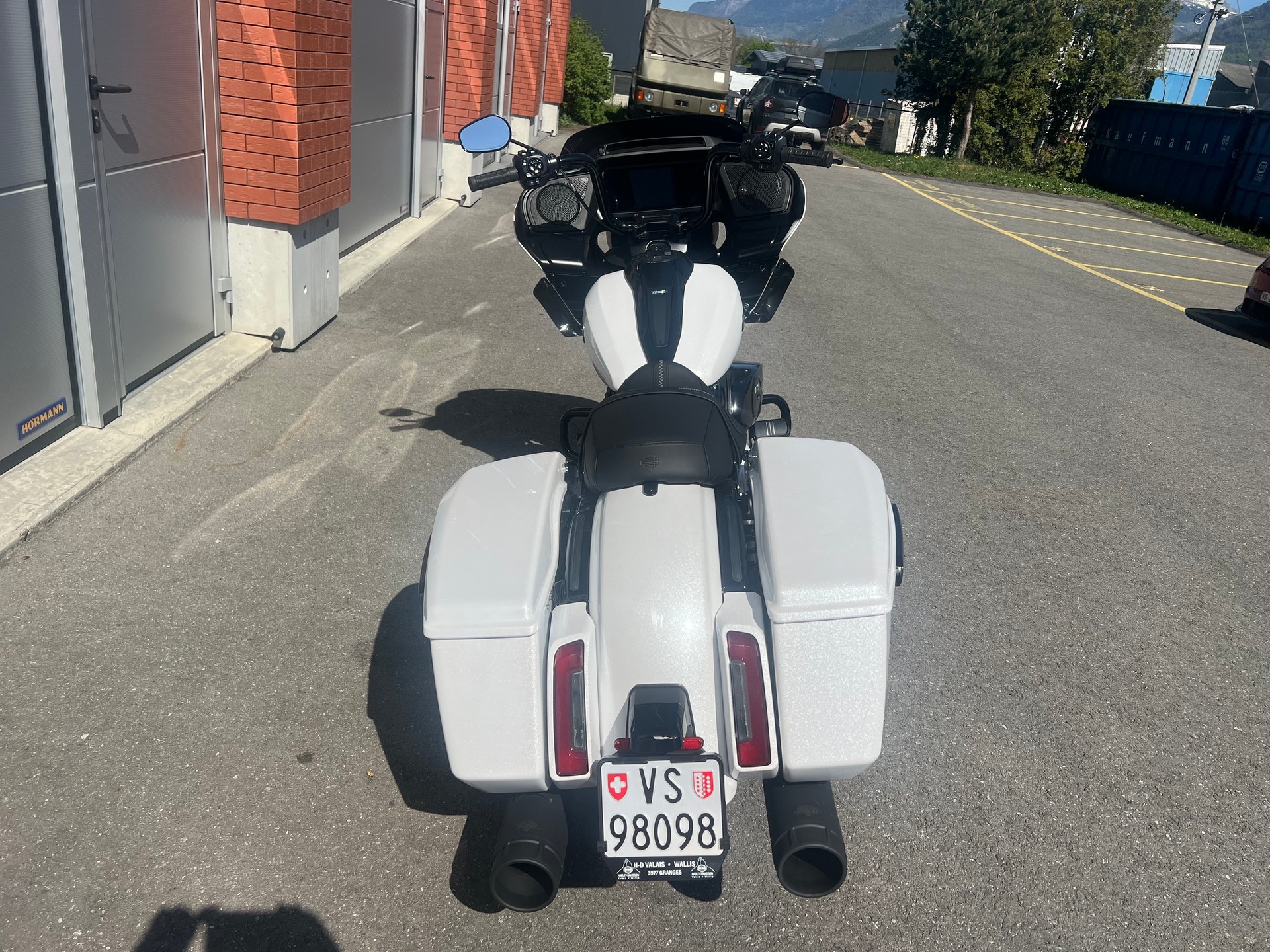 HARLEY-DAVIDSON FLTRX Road Glide 117