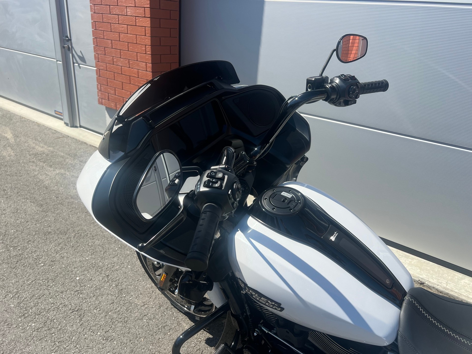 HARLEY-DAVIDSON FLTRX Road Glide 117-image-8
