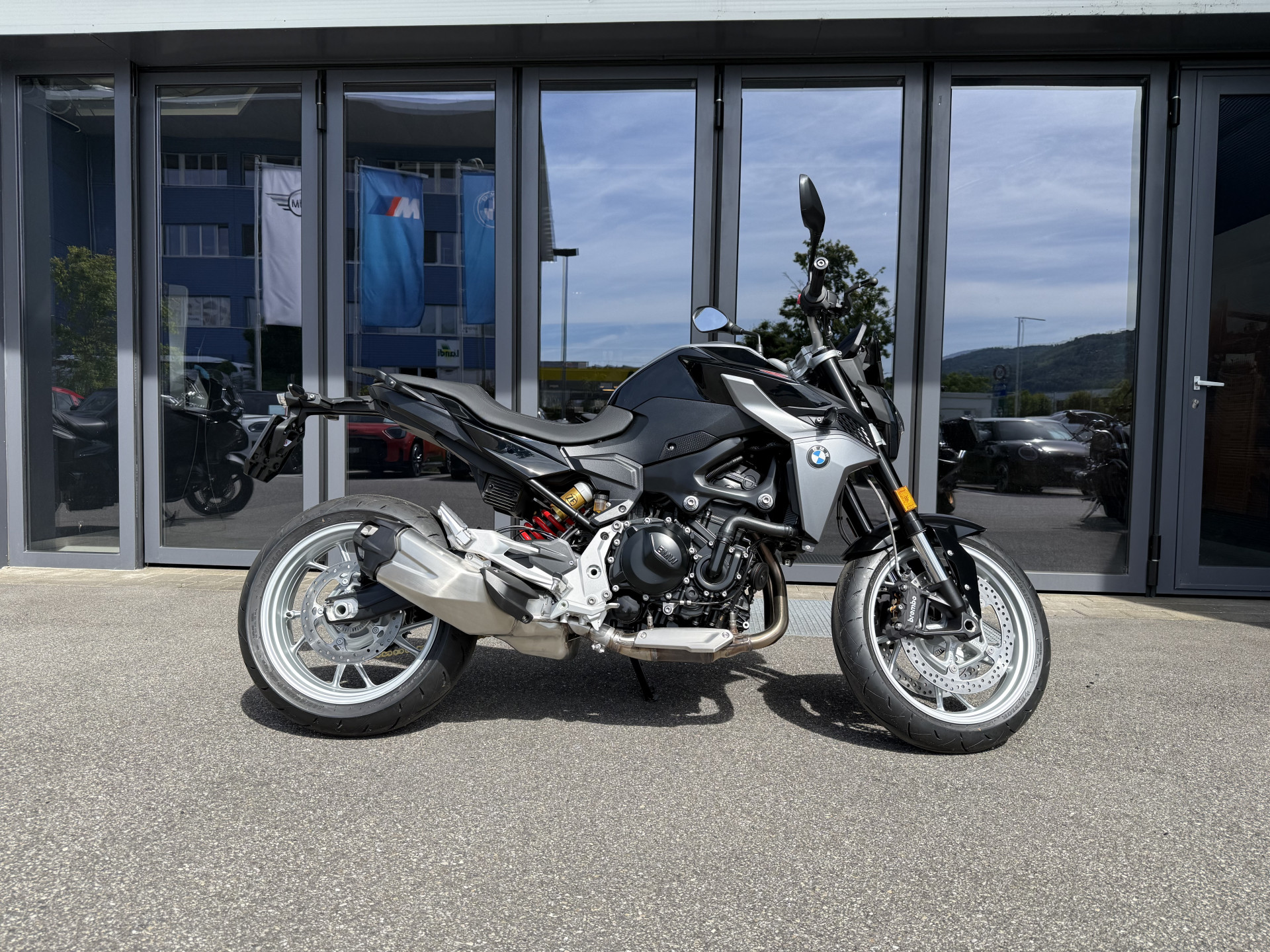 BMW F 900 R-image-1