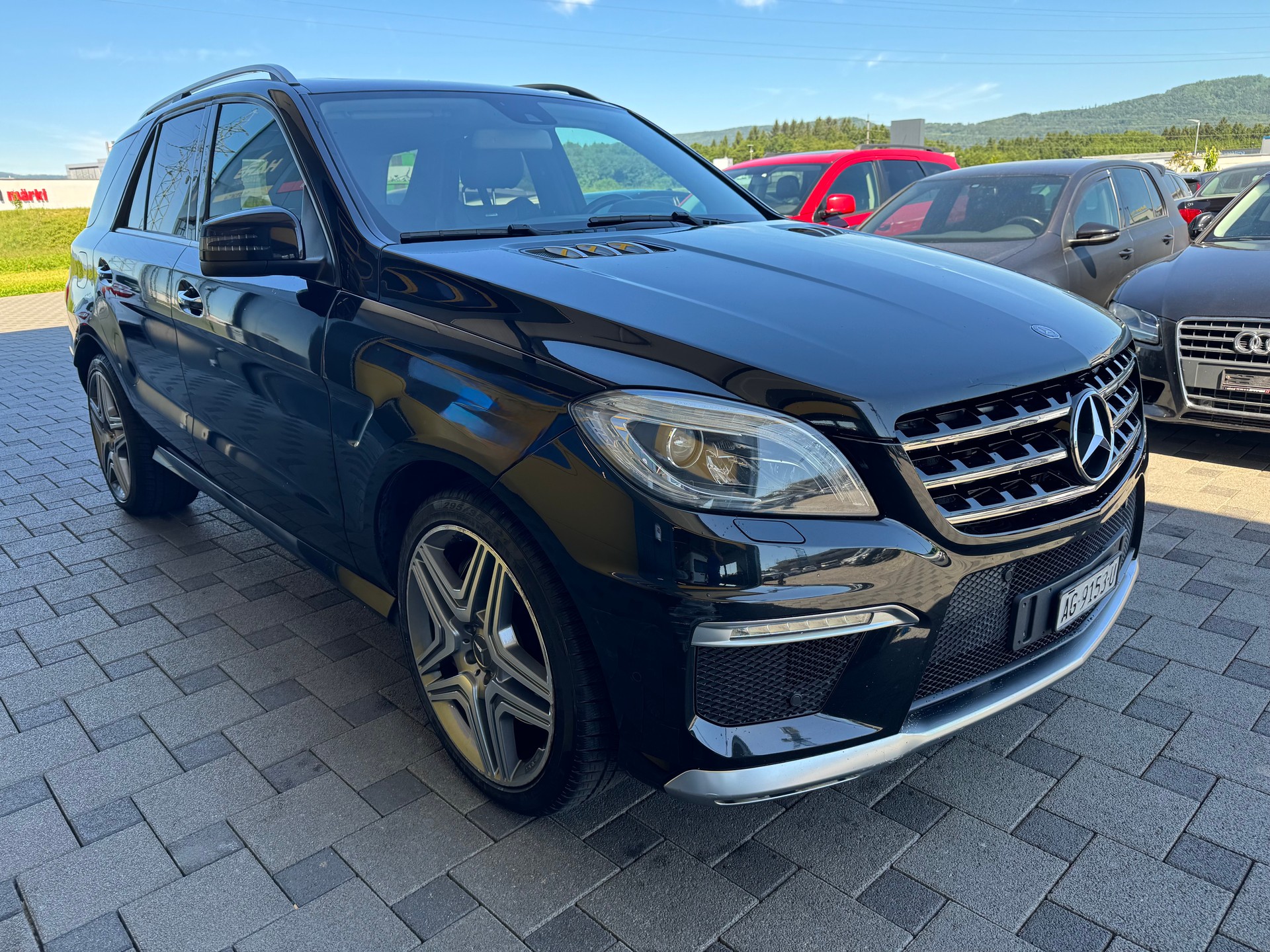 MERCEDES-BENZ ML 63 AMG 4Matic Speedshift-image-3