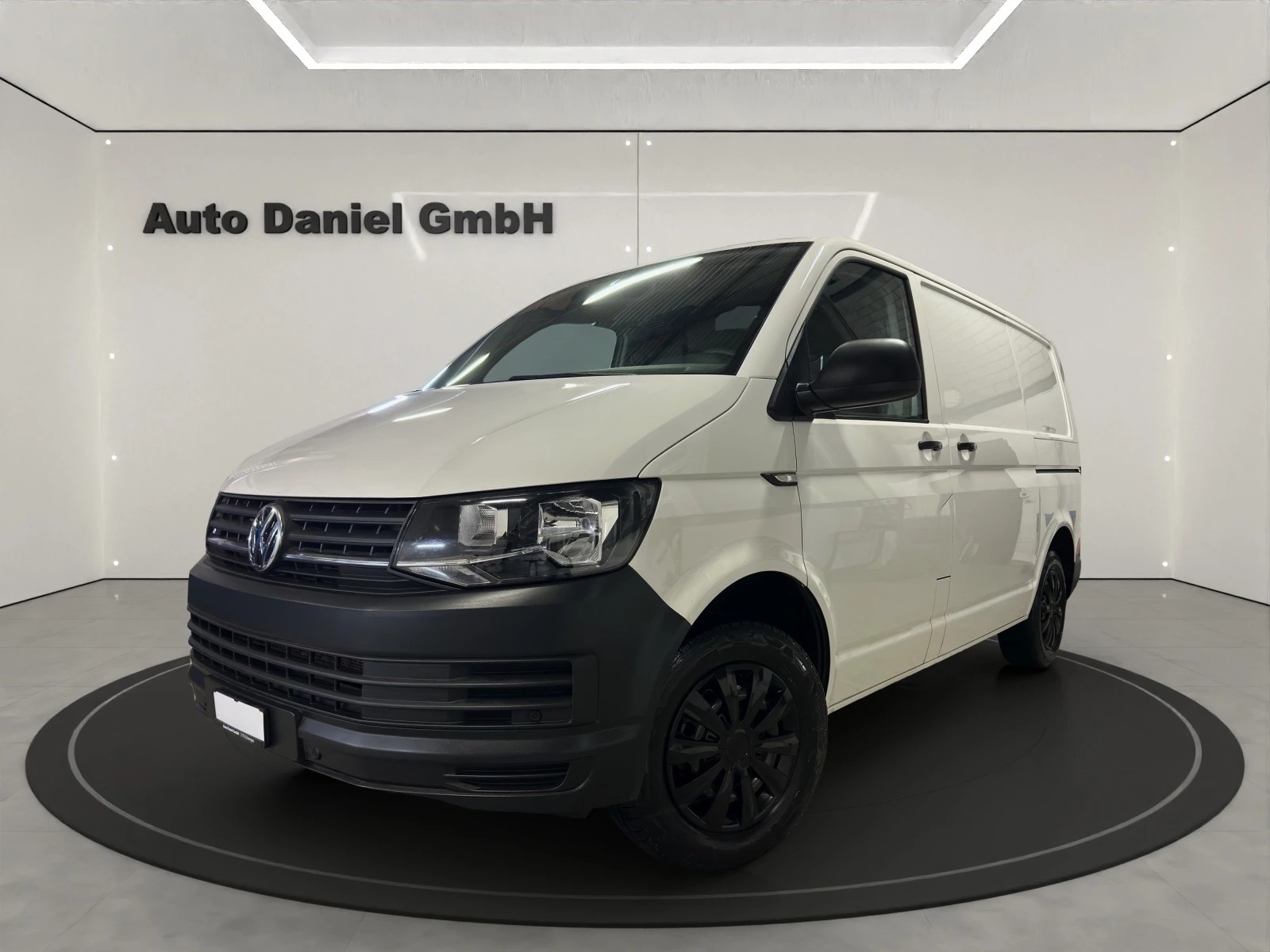 VW T6 2.0 TDI 4Motion ( Mit AHK / Sortimo Regale )