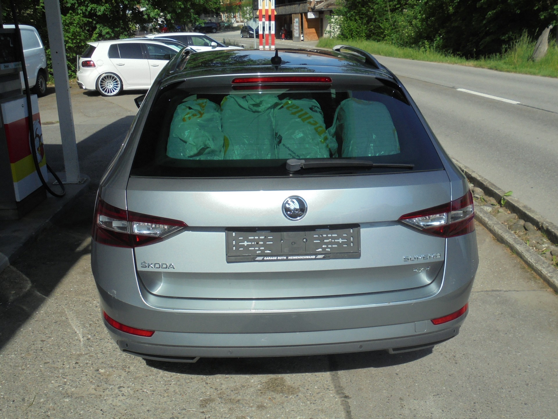 SKODA Superb Combi 2.0 TDi Style 4x4 DSG-image-3