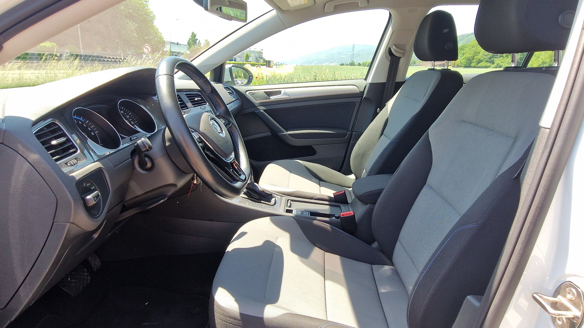 VW e-Golf-image-5