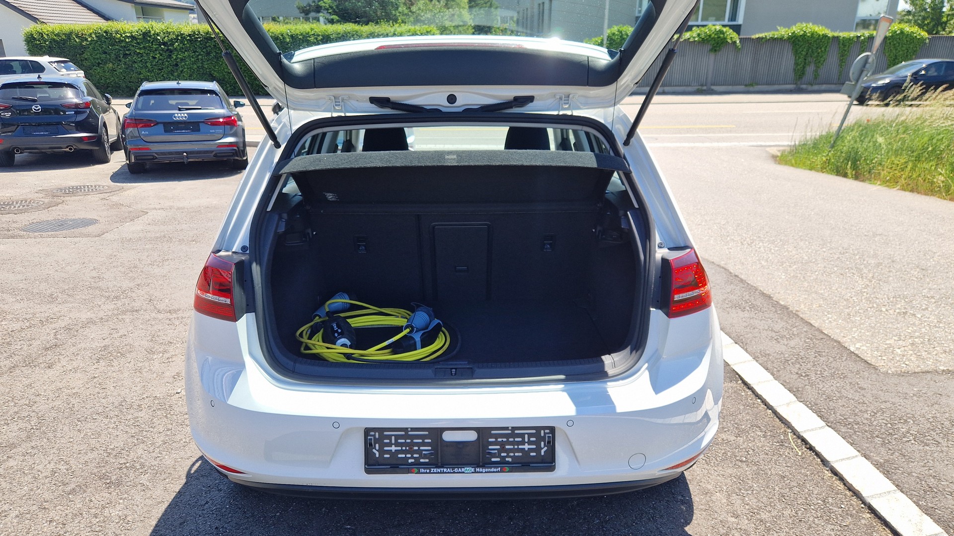 VW e-Golf-image-14
