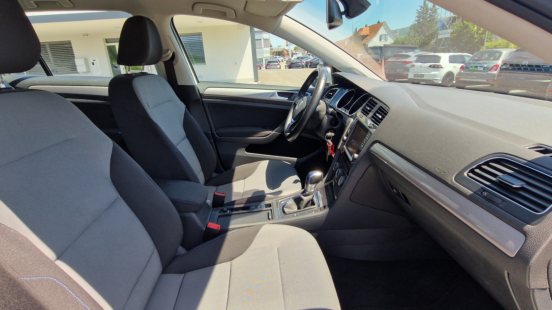 VW e-Golf-image-8