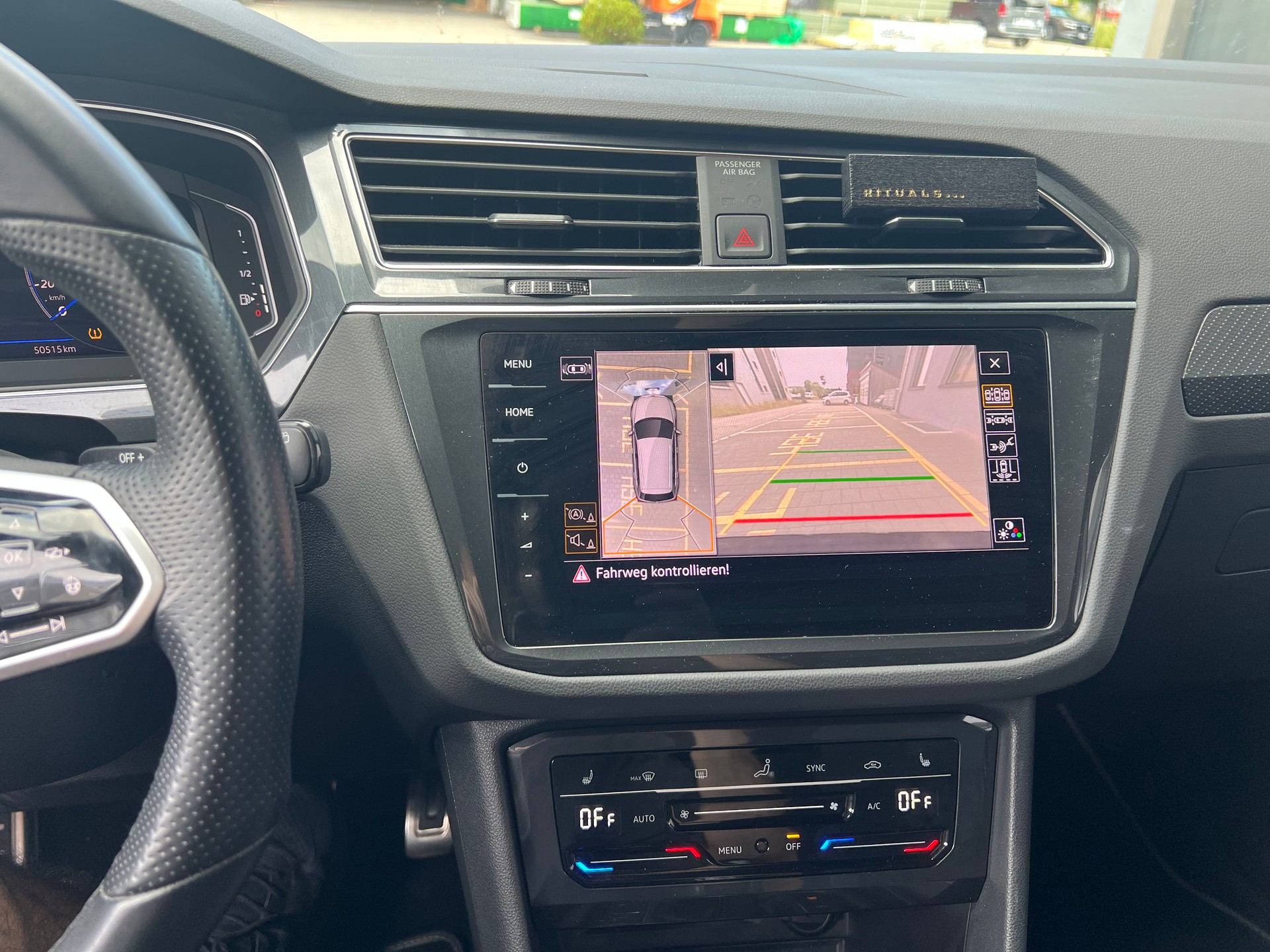 VW Tiguan 2.0TSI R-Line 4Motion DSG-image-14