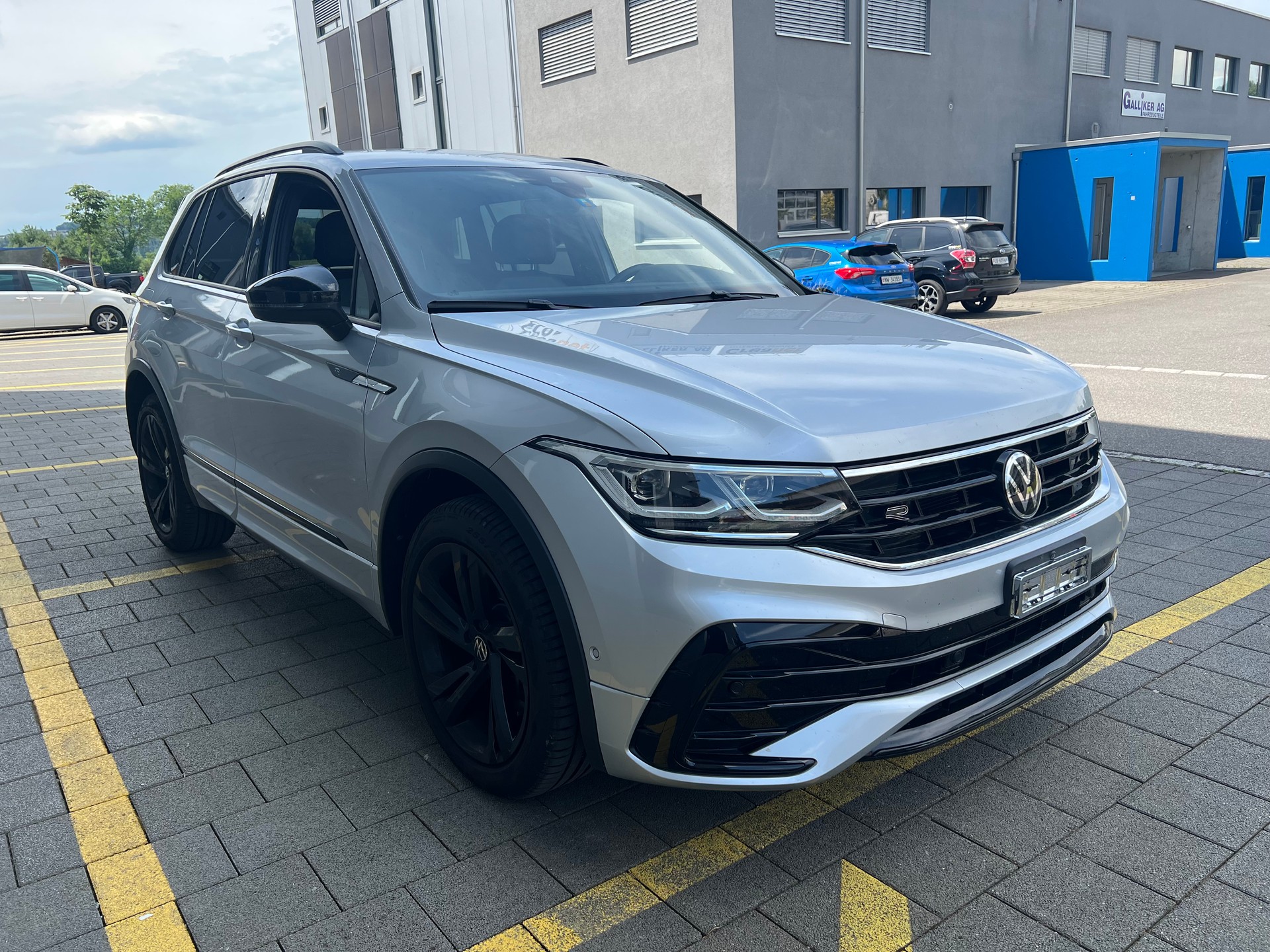 VW Tiguan 2.0TSI R-Line 4Motion DSG