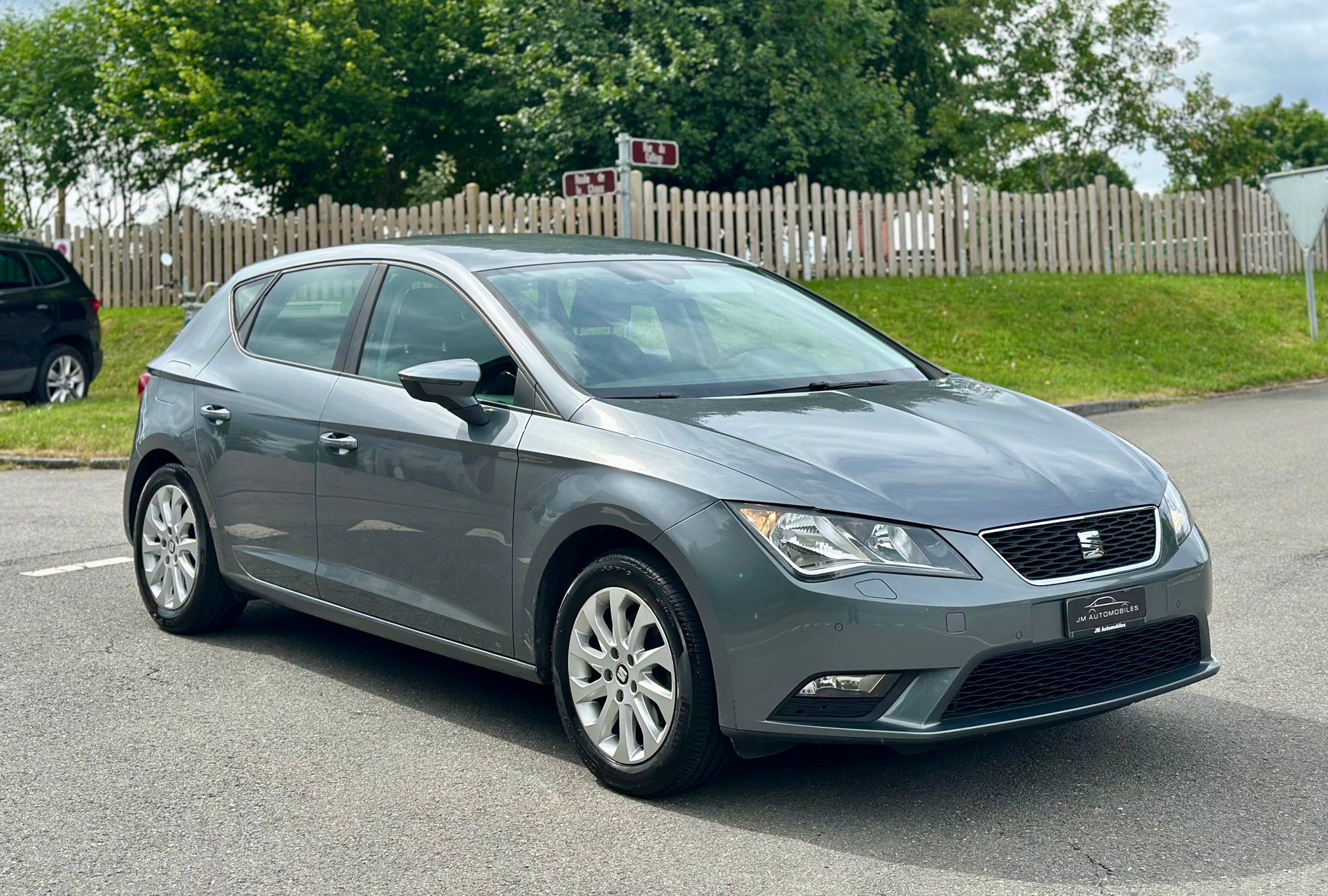 SEAT Leon 1.2 TSI Style DSG-image-1
