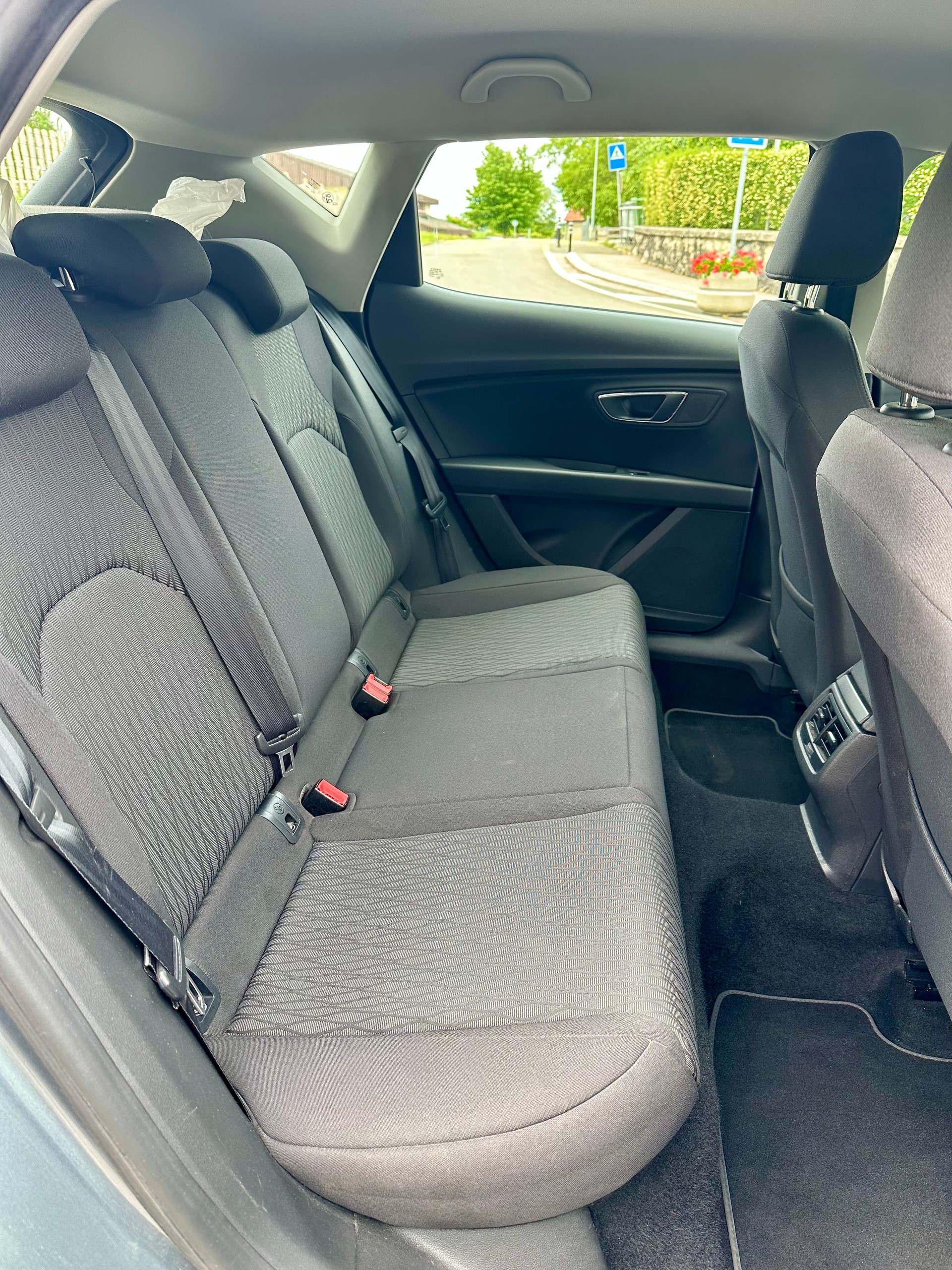 SEAT Leon 1.2 TSI Style DSG-image-13