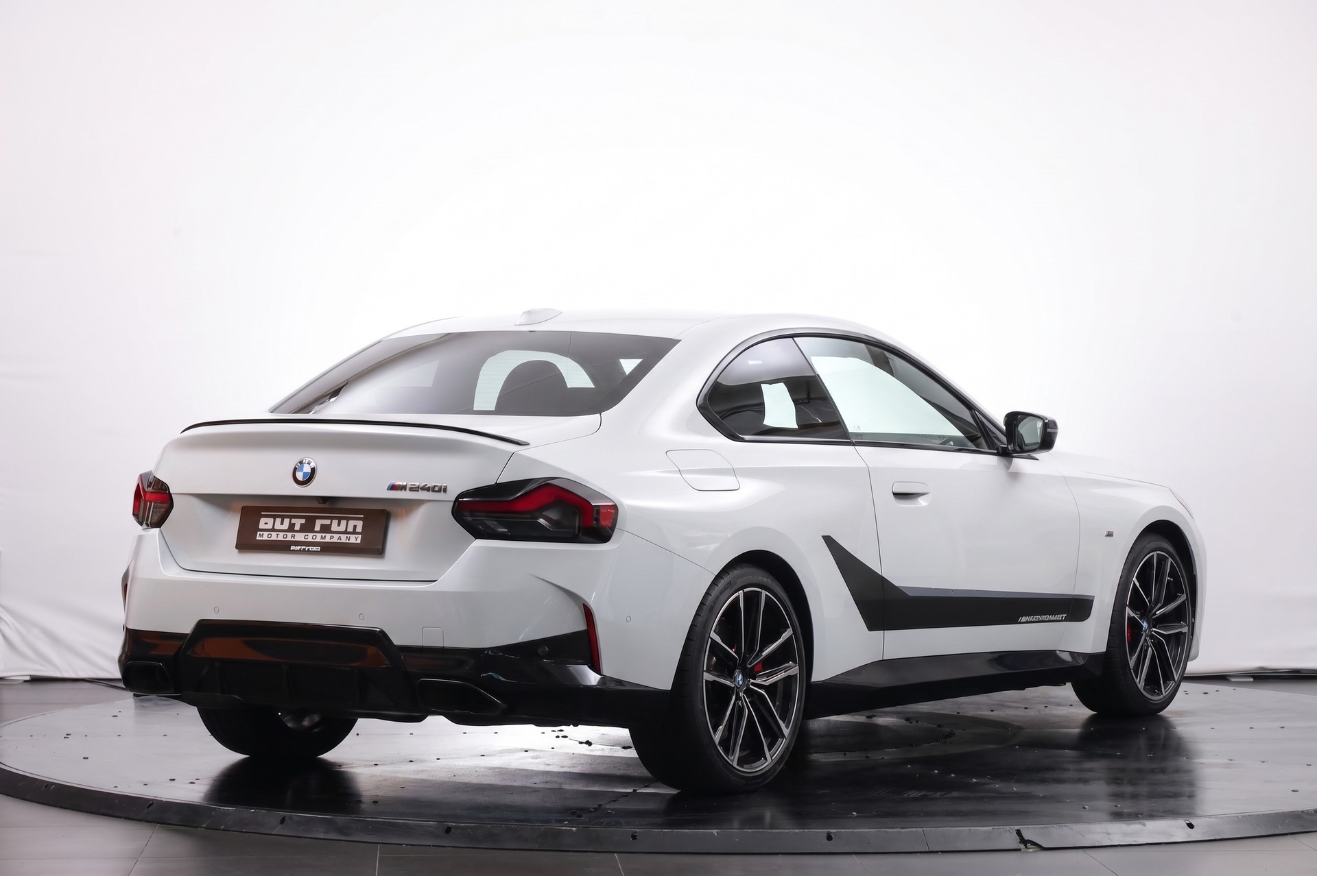 BMW M240i xDrive M Sport Pro Steptronic-image-7