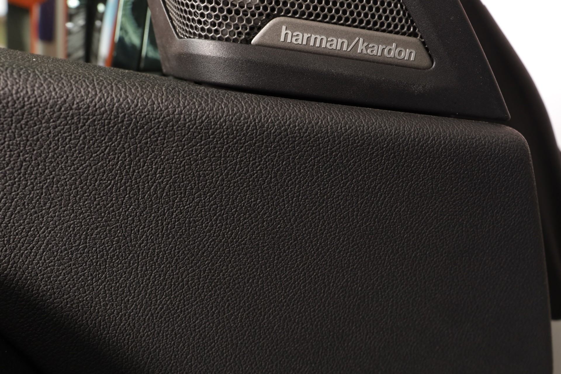 BMW M240i xDrive M Sport Pro Steptronic-image-23