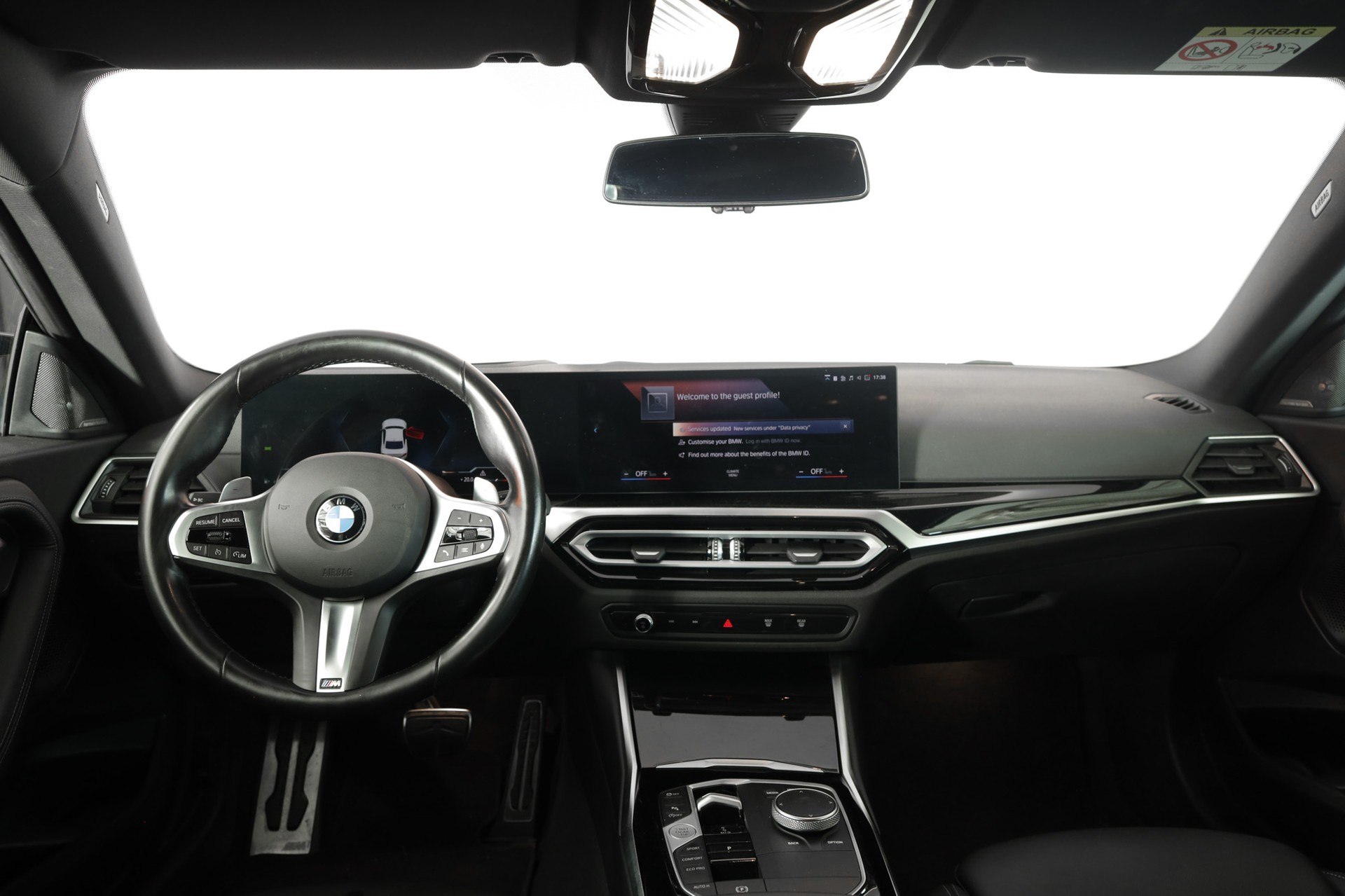 BMW M240i xDrive M Sport Pro Steptronic-image-16