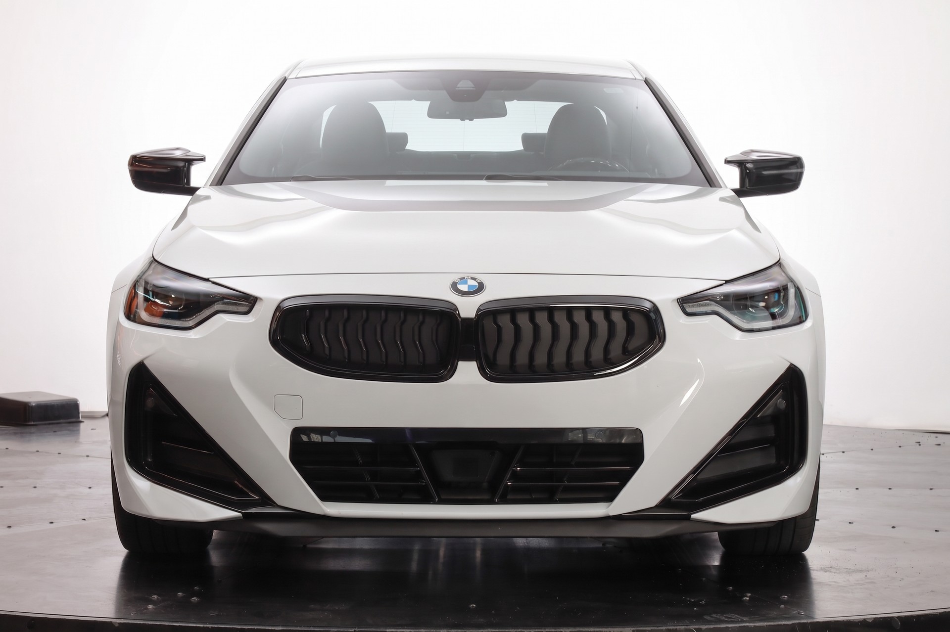 BMW M240i xDrive M Sport Pro Steptronic-showroom-element-1