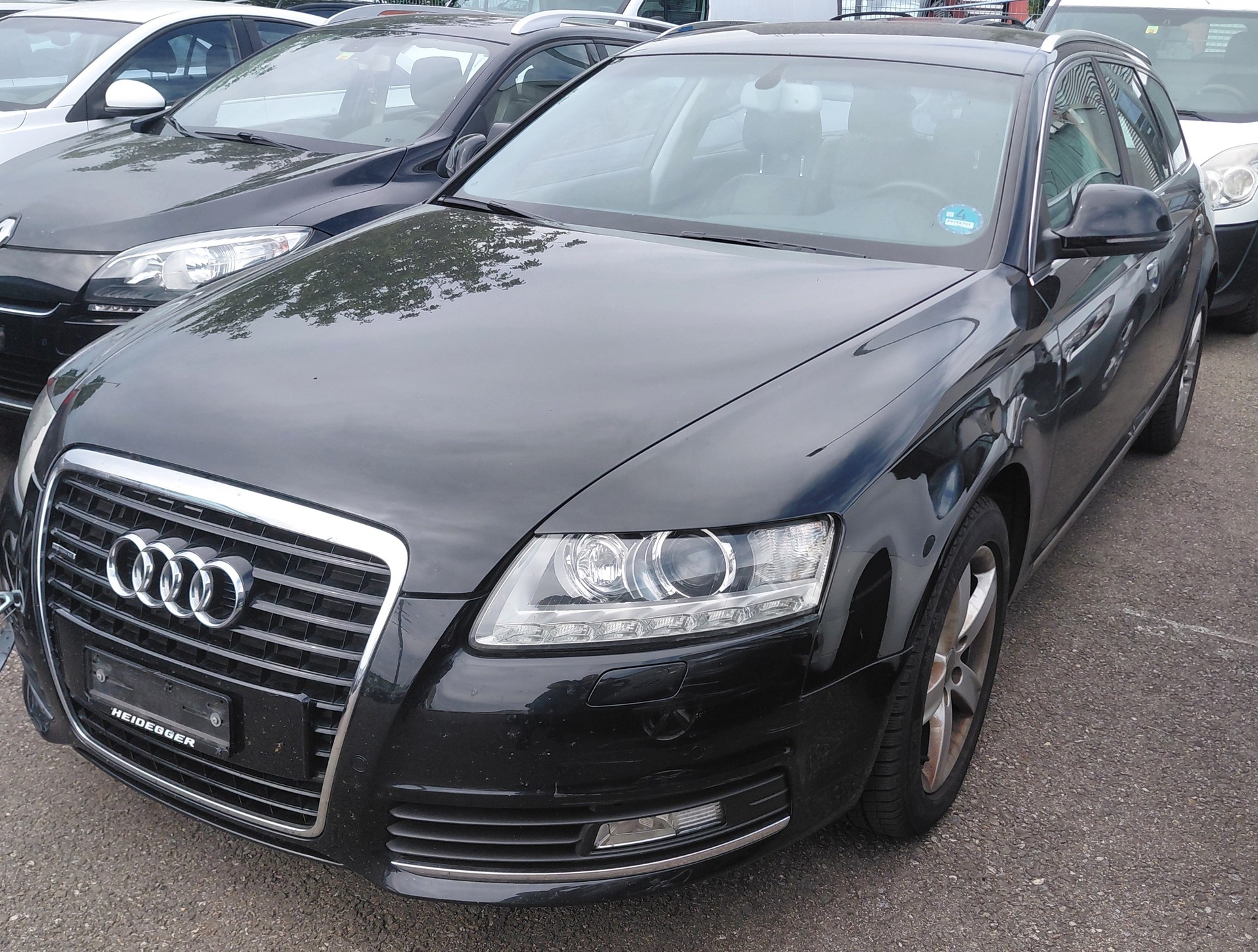 AUDI A6 Avant 3.0 V6 TDI quattro-image-1