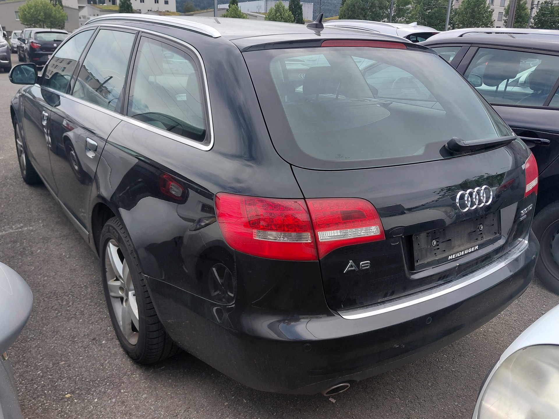 AUDI A6 Avant 3.0 V6 TDI quattro-image-4