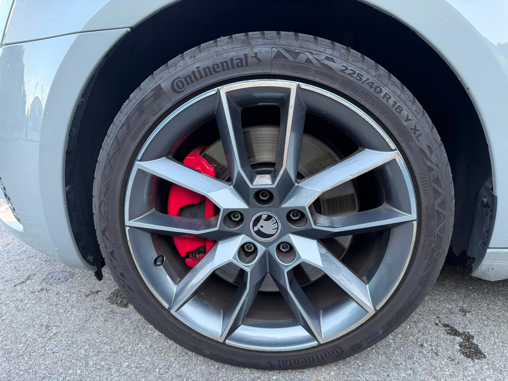 SKODA Octavia Combi 2.0 TDI RS DSG-image-12