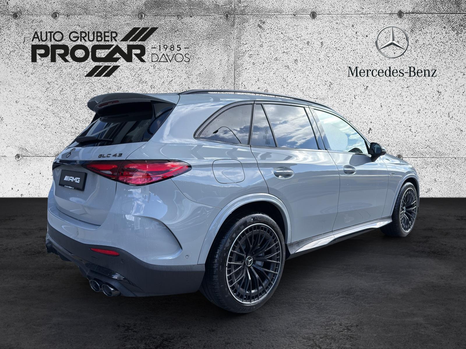 MERCEDES-BENZ GLC 43 AMG Executive Edition 4matic-image-3