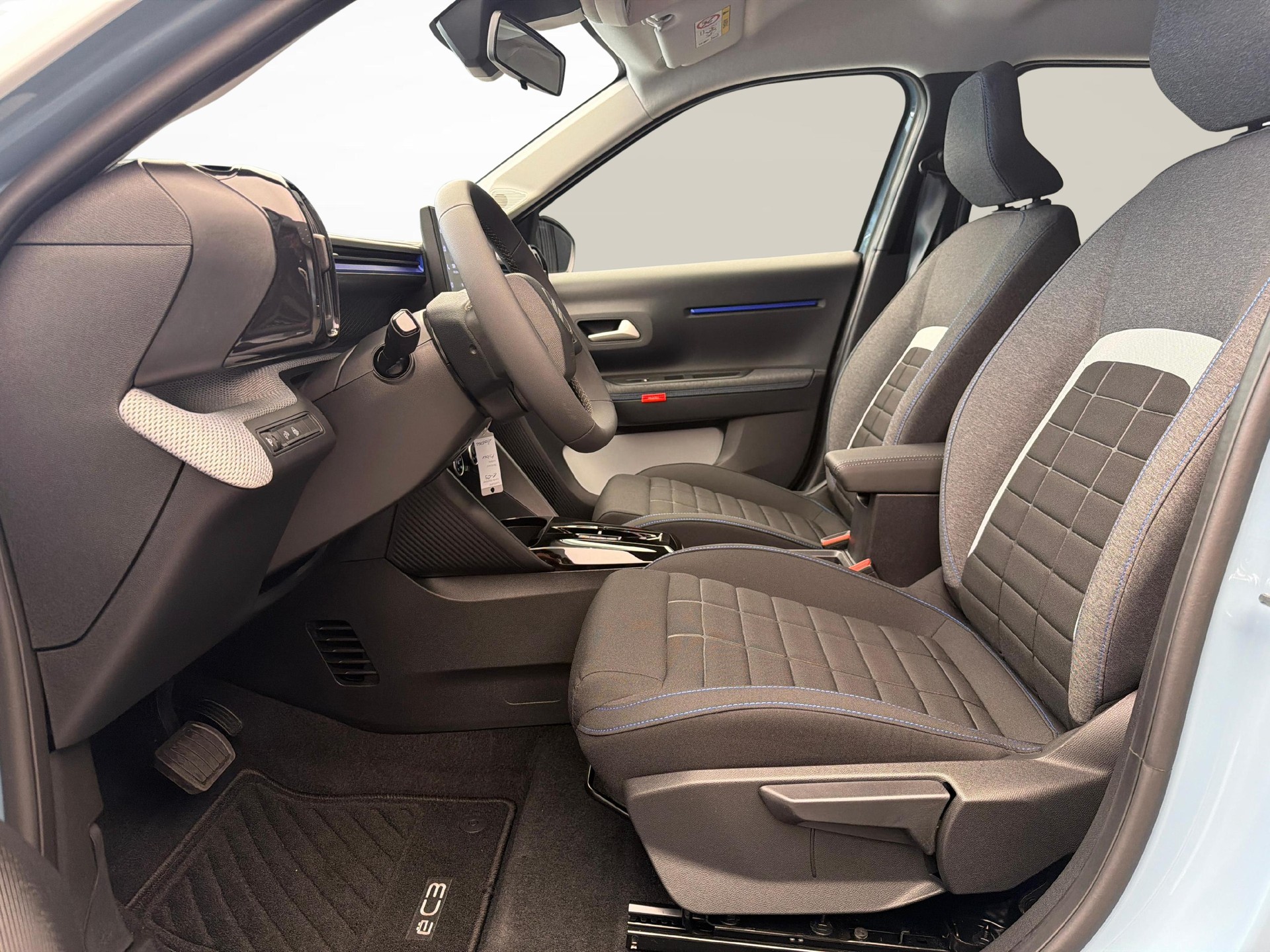 CITROEN e-C3 long range Tonic-image-9