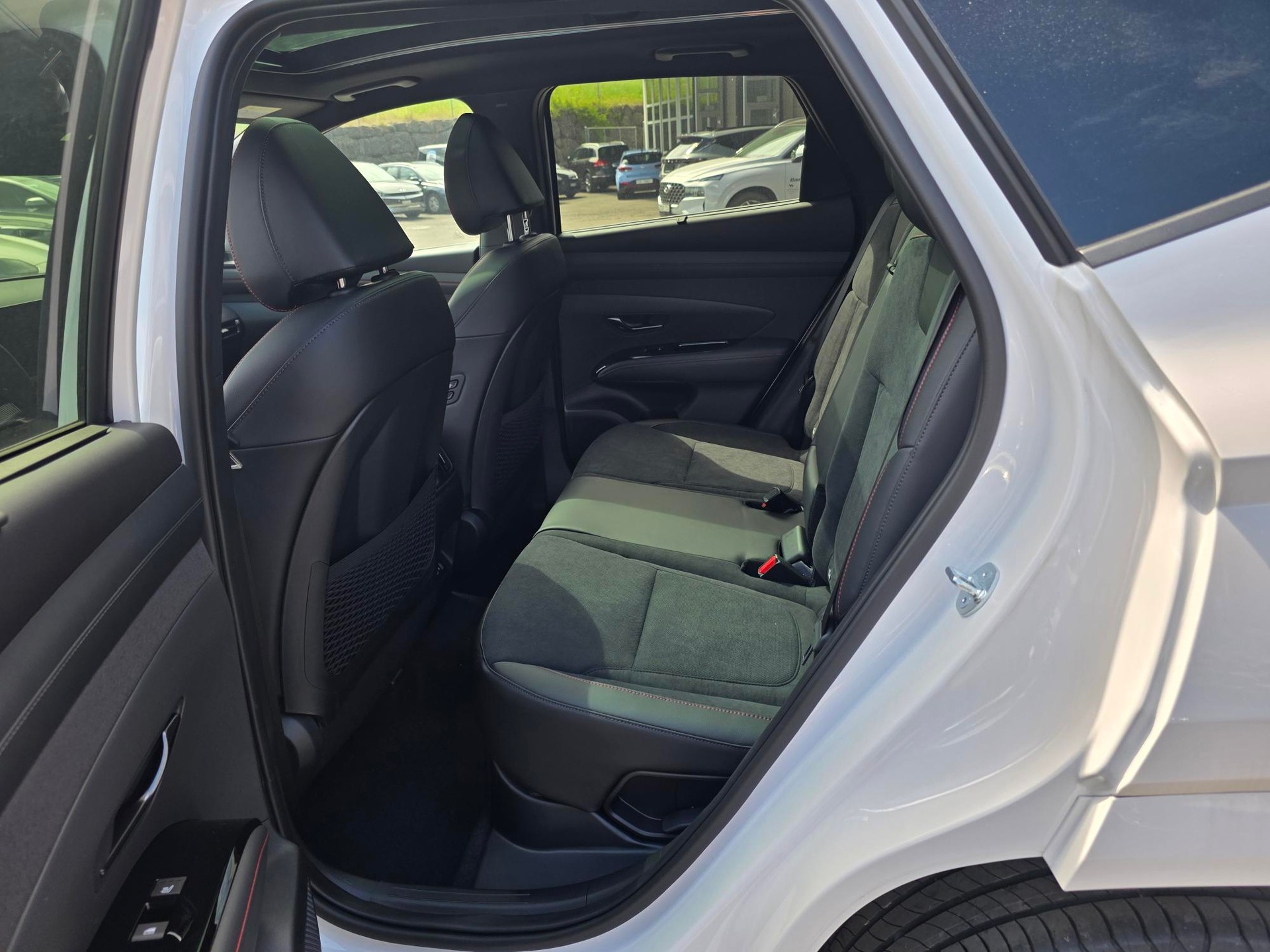 HYUNDAI Tucson 1.6 TGDI HEV N-Line 4WD-image-10