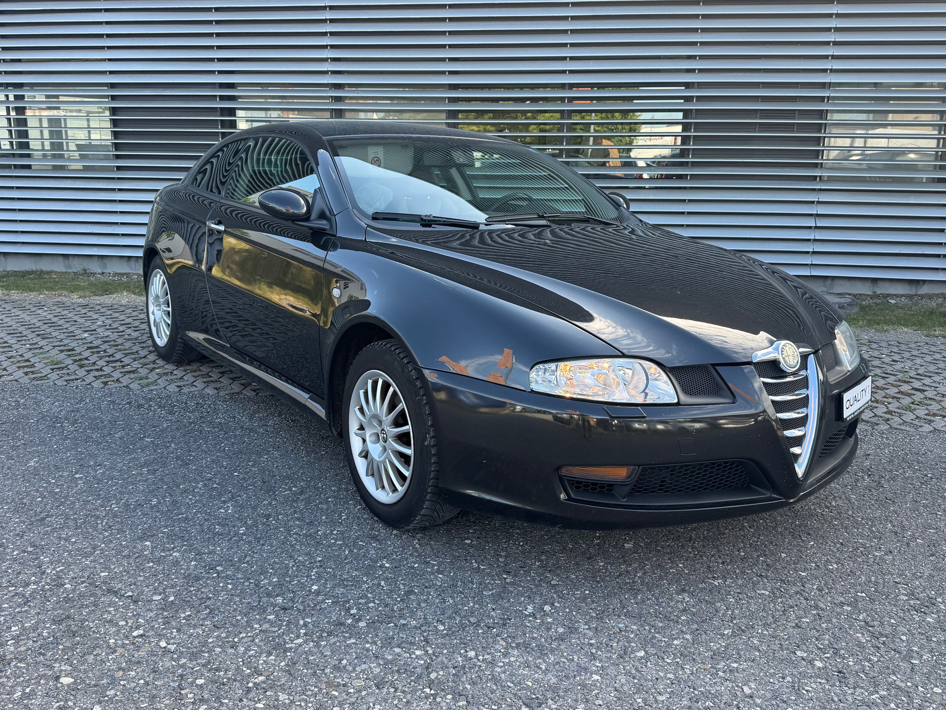 ALFA ROMEO GT 1.9 JTD Black Line-image-5