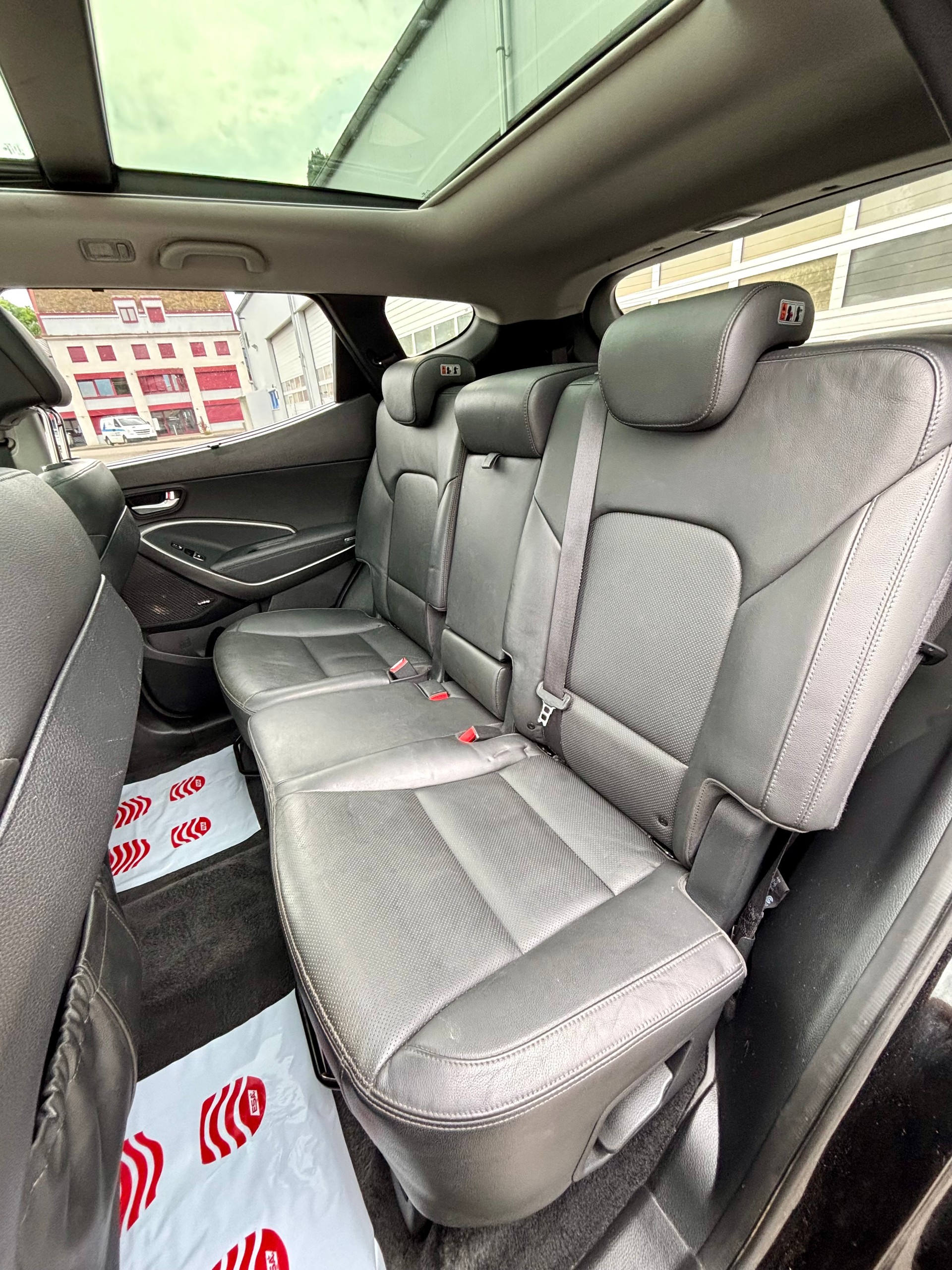 HYUNDAI Santa Fe 2.2 CRDI Vertex 4WD Automatic Panorama - 7 Plätzer-image-14
