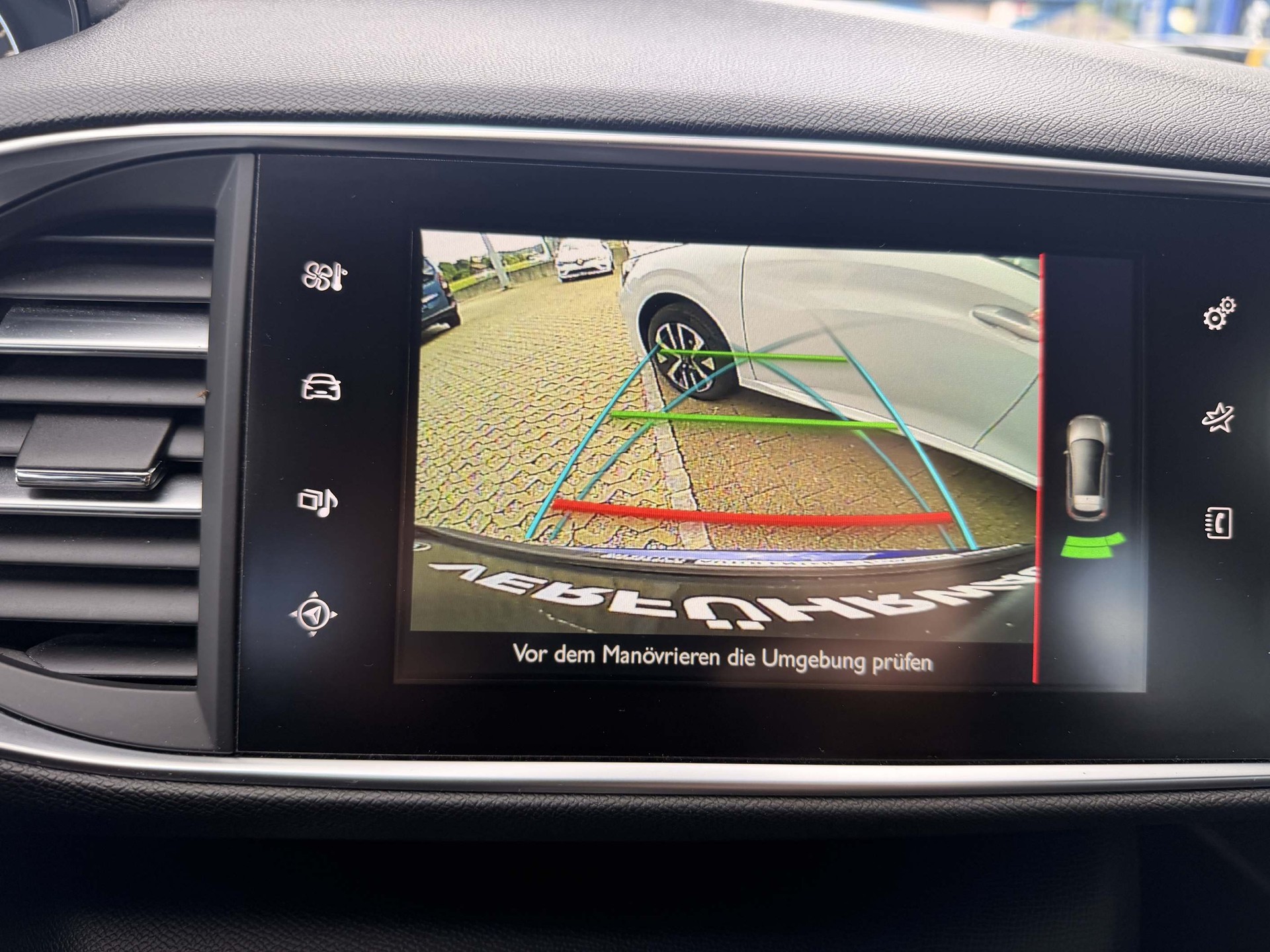 PEUGEOT 308 2.0 BlueHDi GT *Zahnriemen ersetzt*-image-15