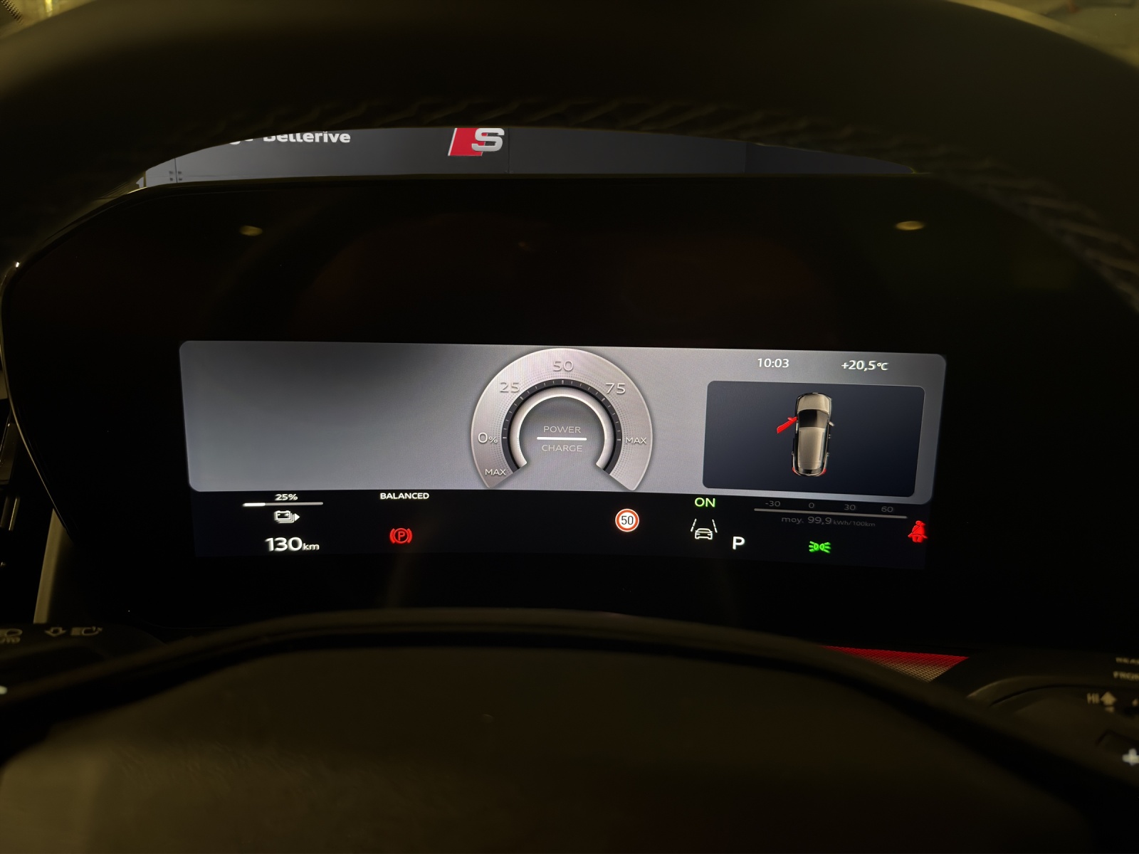 AUDI Q4 e-tron SUV quattro performance-image-9