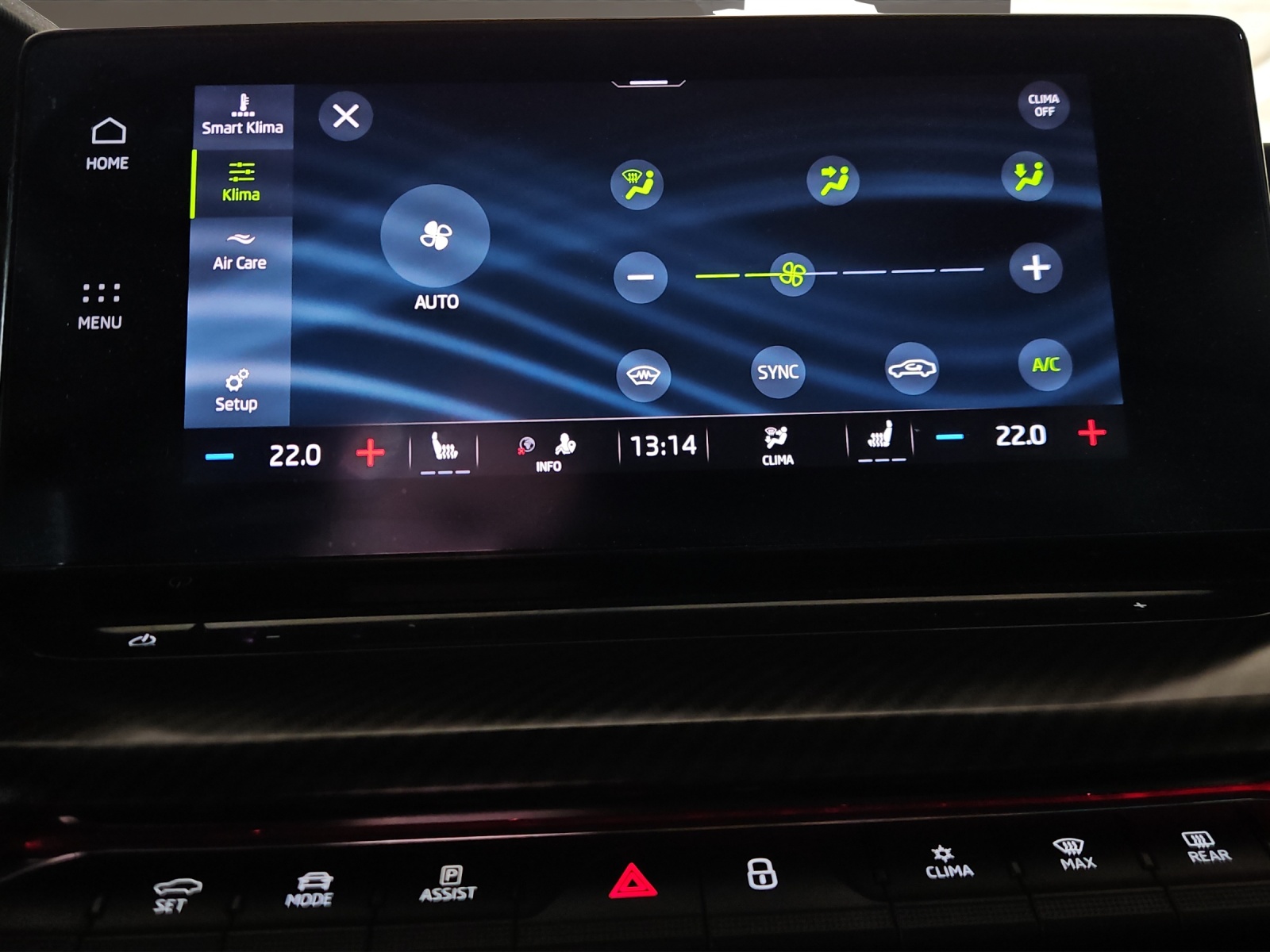 SKODA Octavia Combi 2.0 TDI DSG RS 4x4-image-16