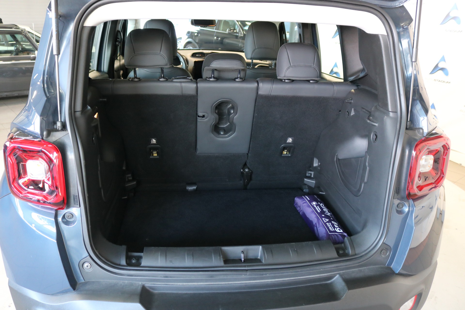JEEP Renegade 1.5 MHEV Summit Sky-image-39