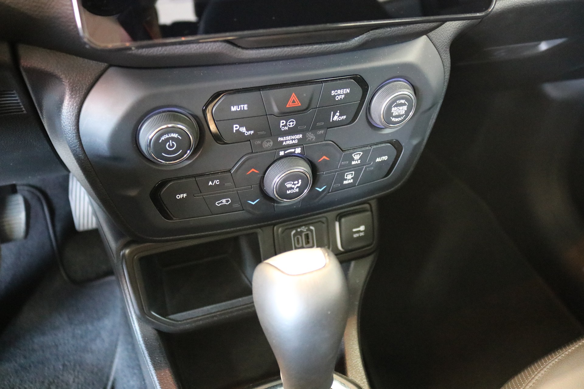 JEEP Renegade 1.5 MHEV Summit Sky-image-49