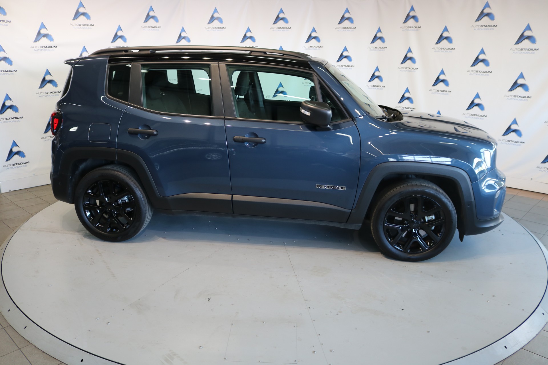 JEEP Renegade 1.5 MHEV Summit Sky-image-31