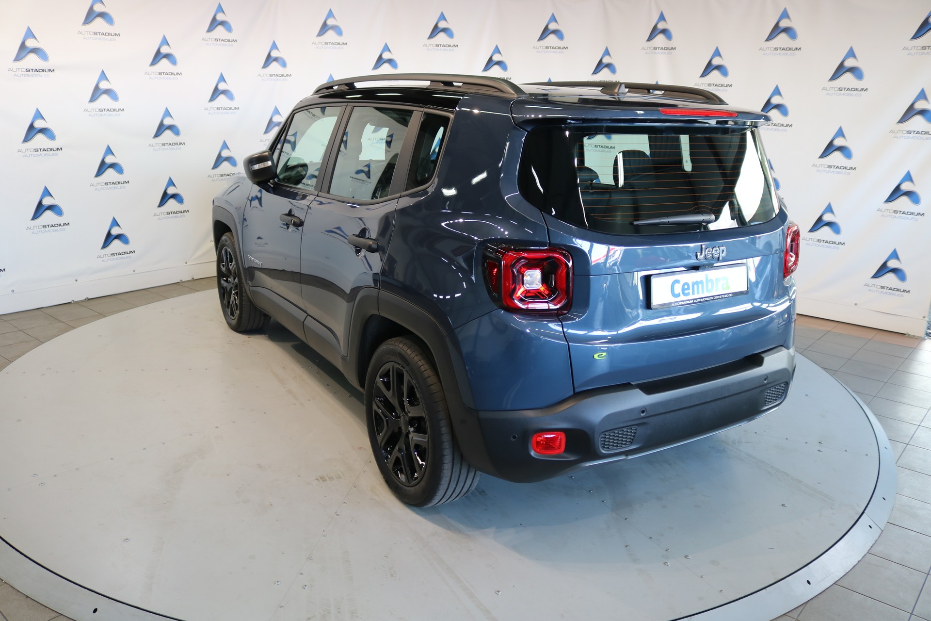 JEEP Renegade 1.5 MHEV Summit Sky-image-21