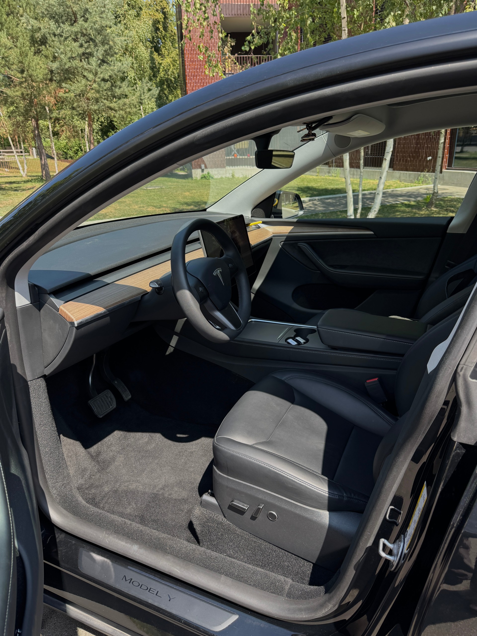 TESLA Basis-image-7