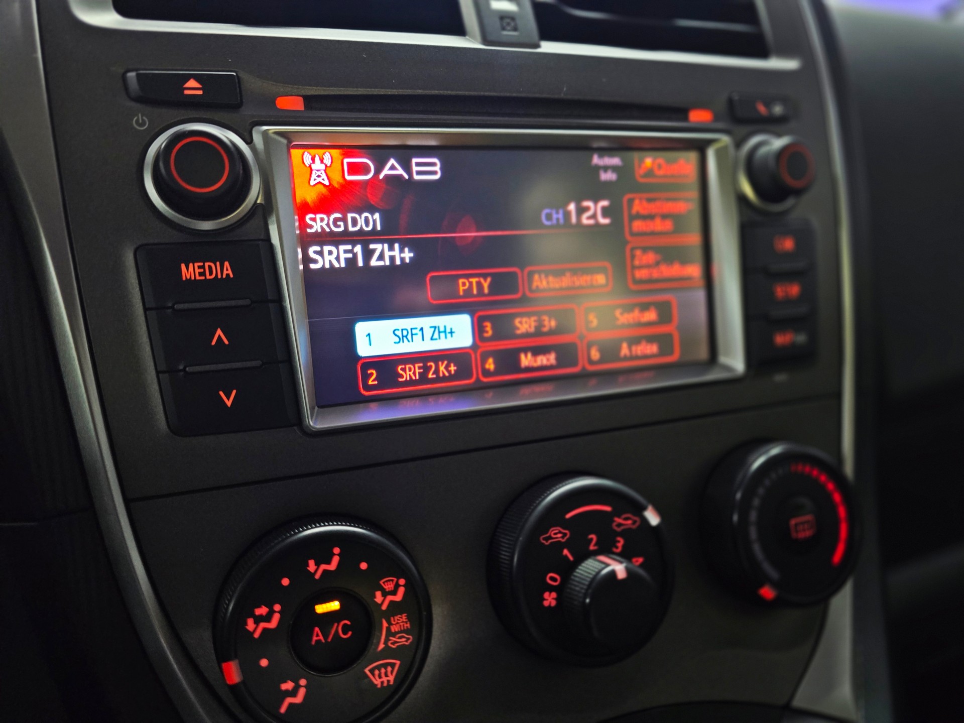 TOYOTA Verso-S 1.33 Linea Terra-image-20