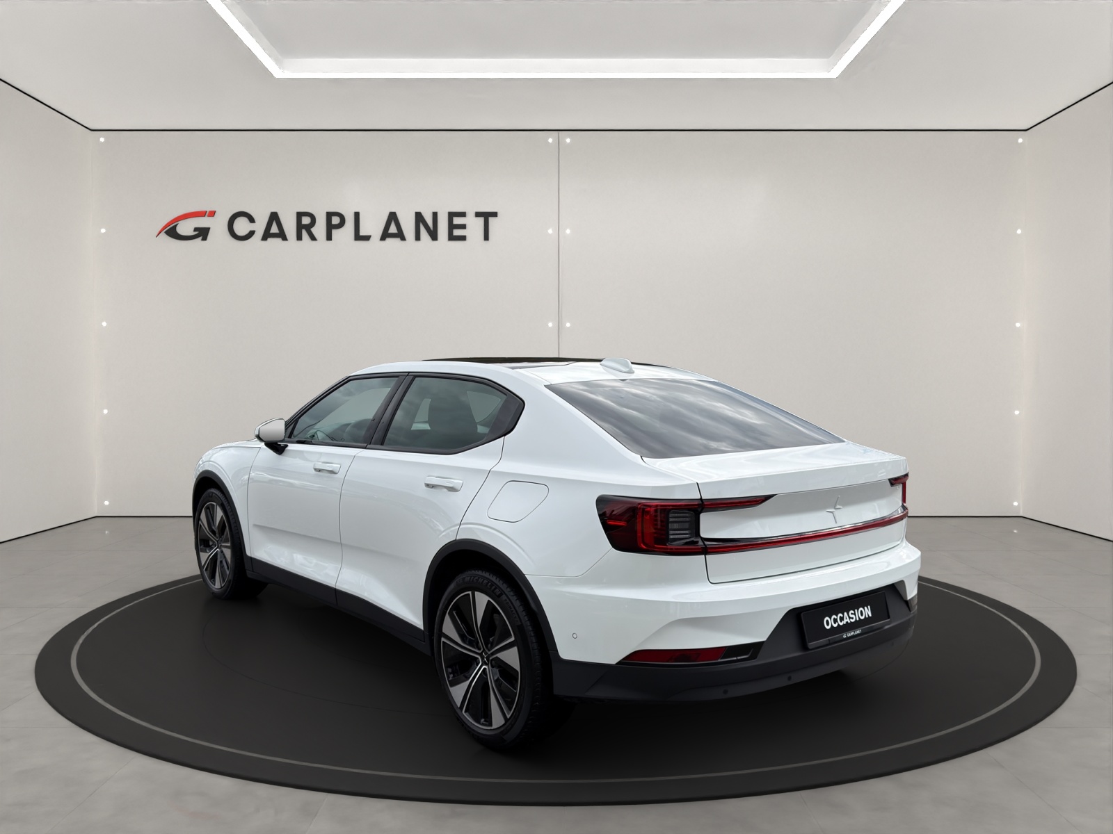 POLESTAR 2 Long Range Single Motor-showroom-element-3