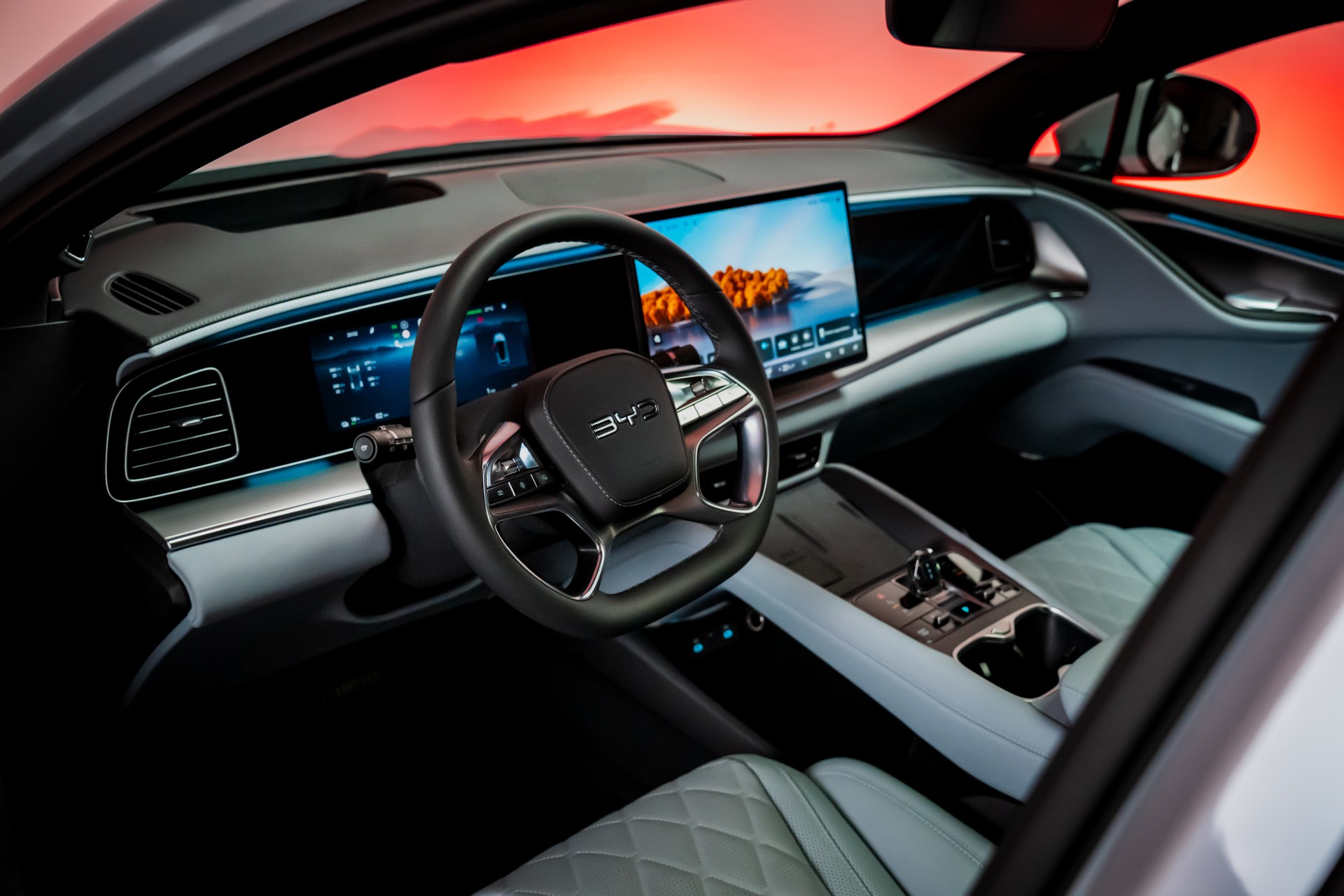 BYD Sealion 7 91,3 kWh Excellence AWD / Panoramadach / Head-Up Display / Sitzheizung & Lüftung-image-9