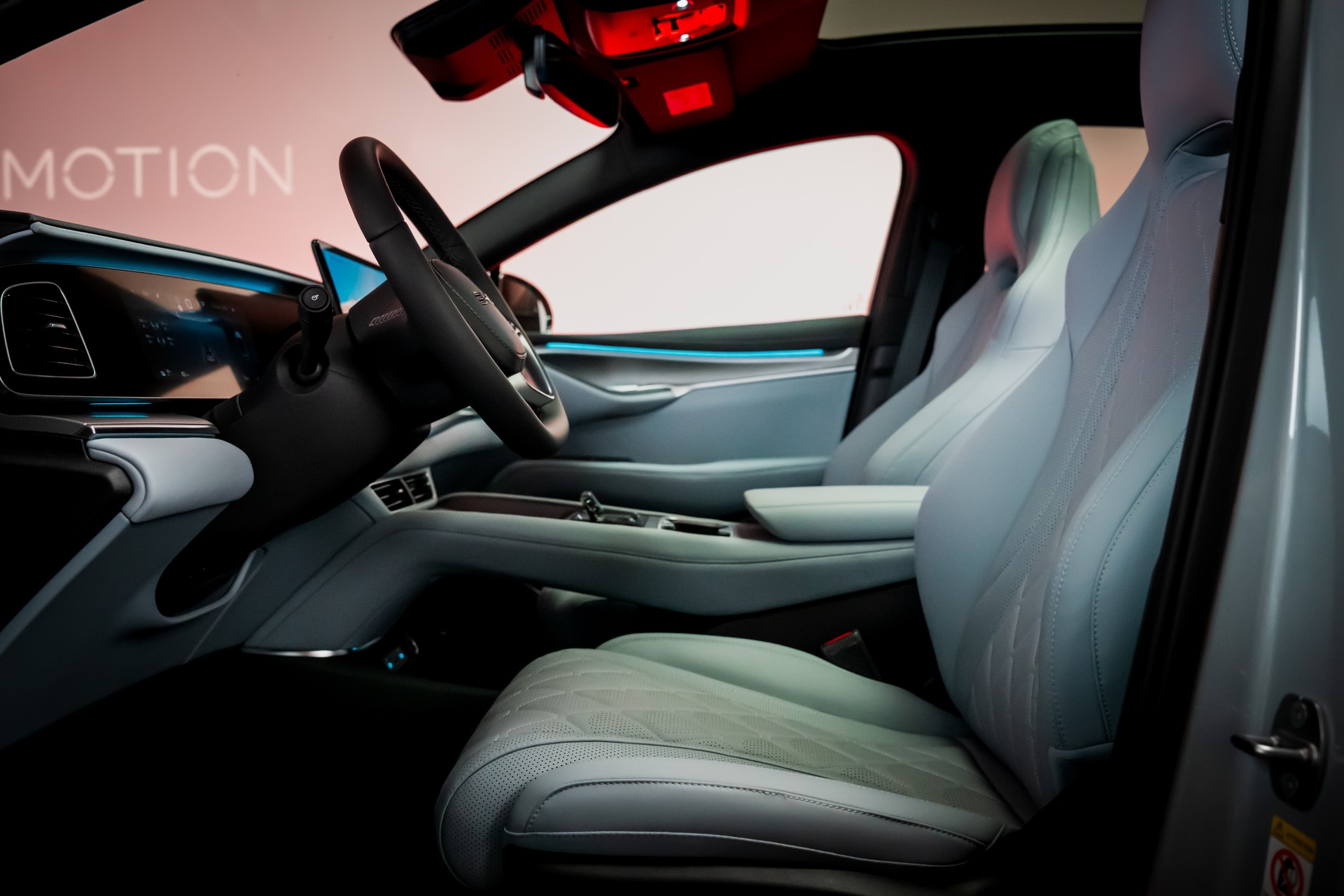 BYD Sealion 7 91,3 kWh Excellence AWD / Panoramadach / Head-Up Display / Sitzheizung & Lüftung-image-11