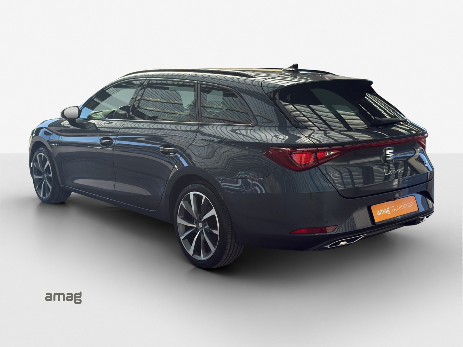 SEAT Leon ST 1.4 eHybrid pHEV DSG FR-showroom-element-2