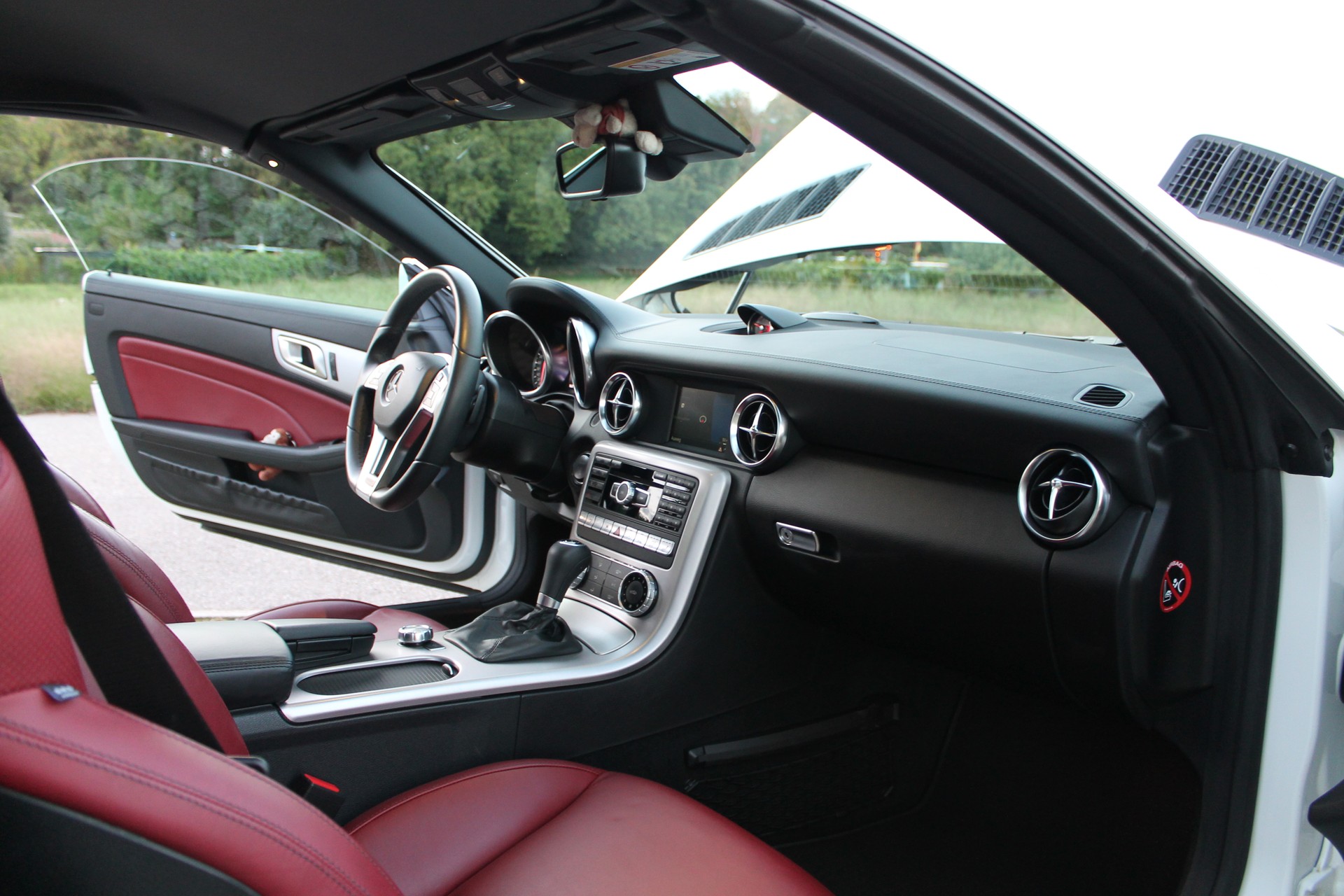 MERCEDES-BENZ SLK 200 AMG Line-image-13