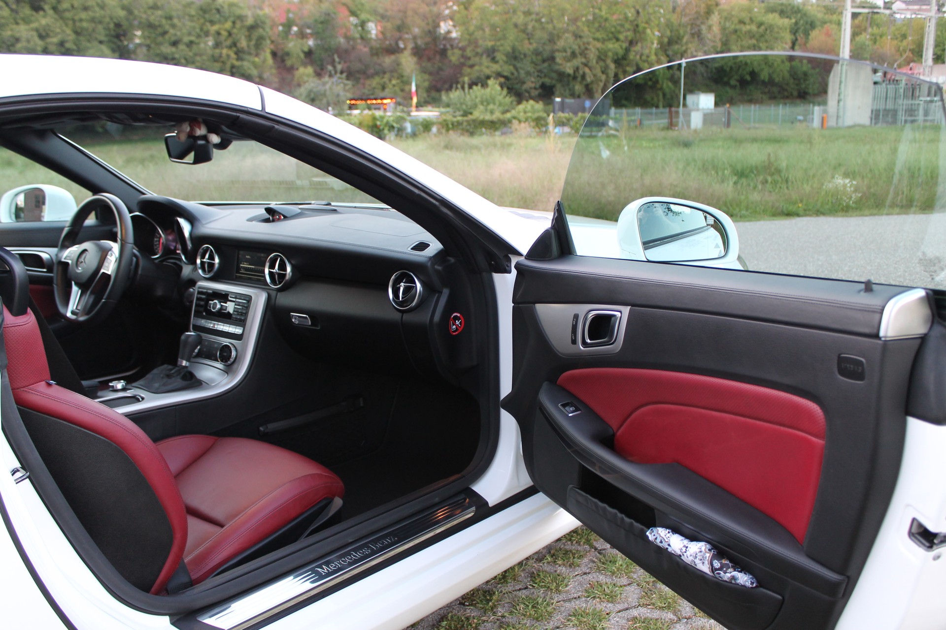 MERCEDES-BENZ SLK 200 AMG Line-image-4