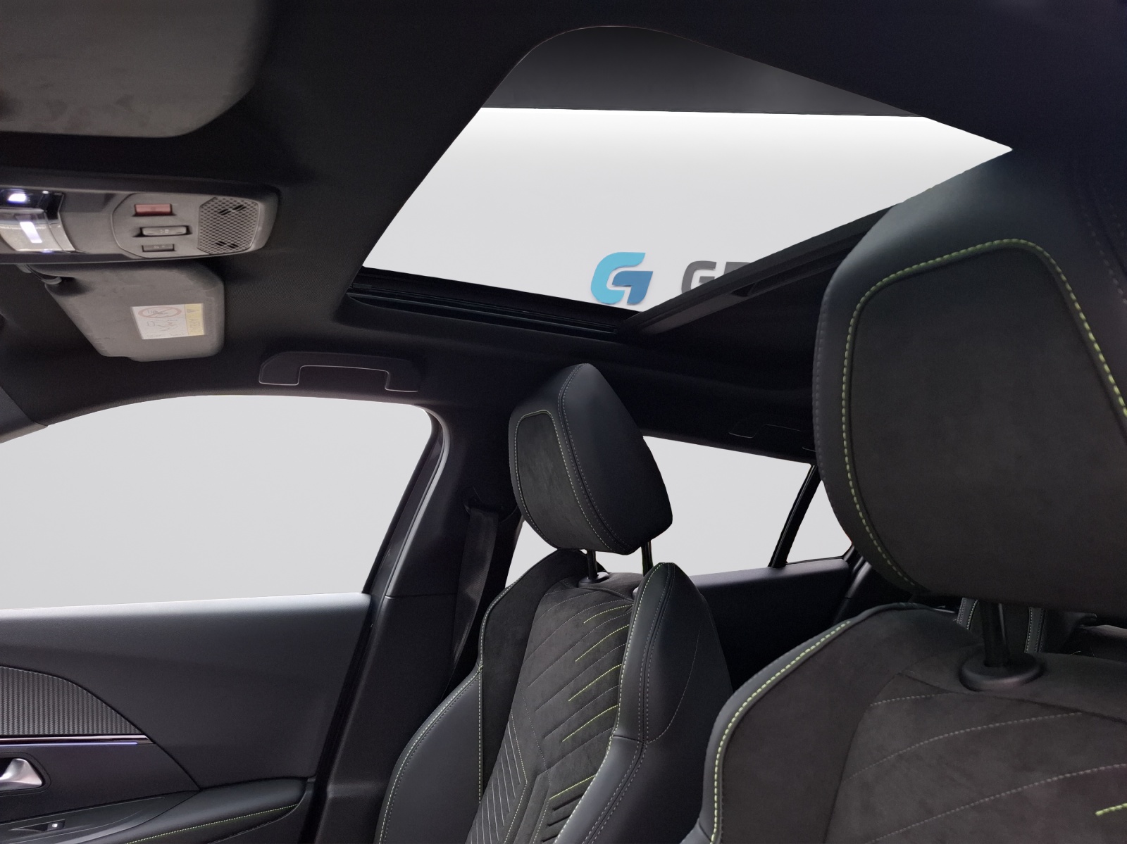 PEUGEOT 2008 NEW 1.2 145 MHEV GT-image-13