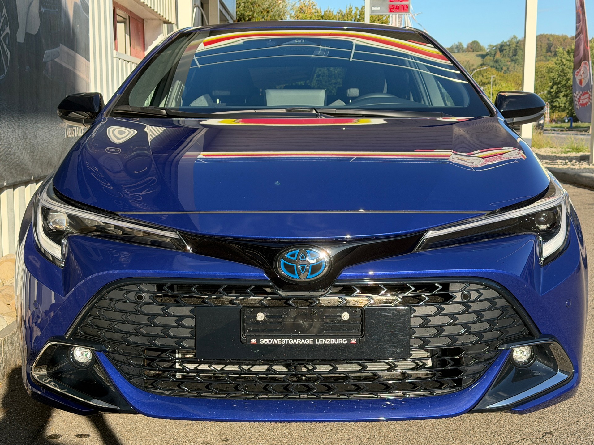 TOYOTA Corolla 2.0 HSD Trend e- CVT-showroom-element-3