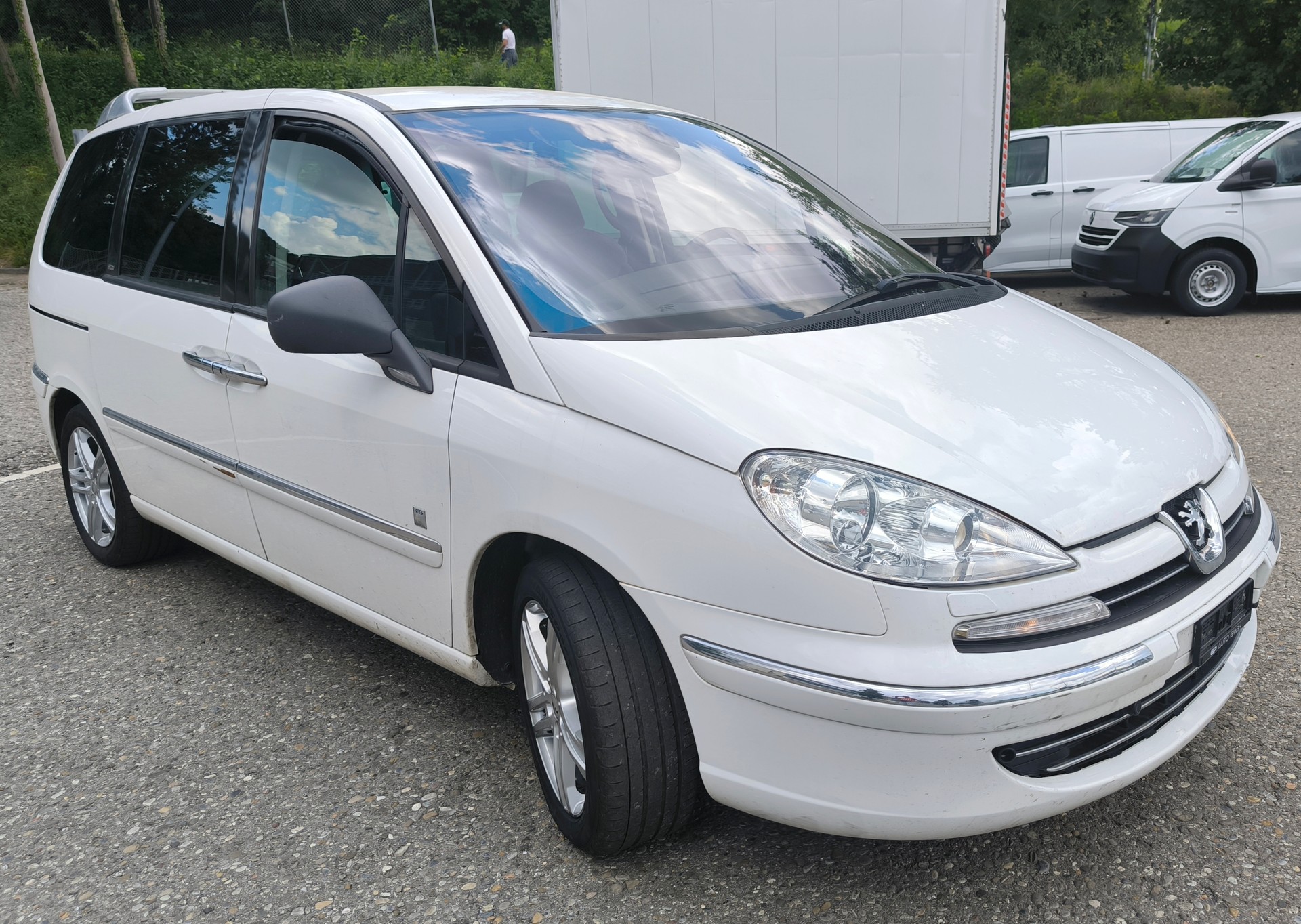PEUGEOT 807 2.0 16V HDi (ST) Family+-image-1