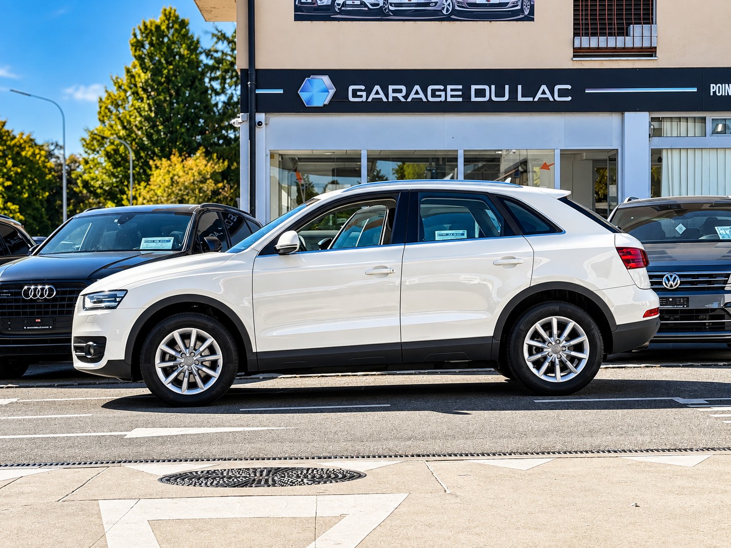 AUDI Q3 2.0 TDI-showroom-element-3