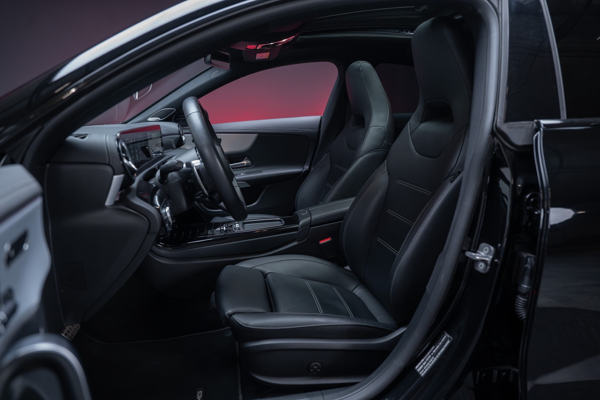 MERCEDES-BENZ CLA 35 AMG 4matic/ Facelift / Head-Up Display / Panorama-Schiebedach-image-20
