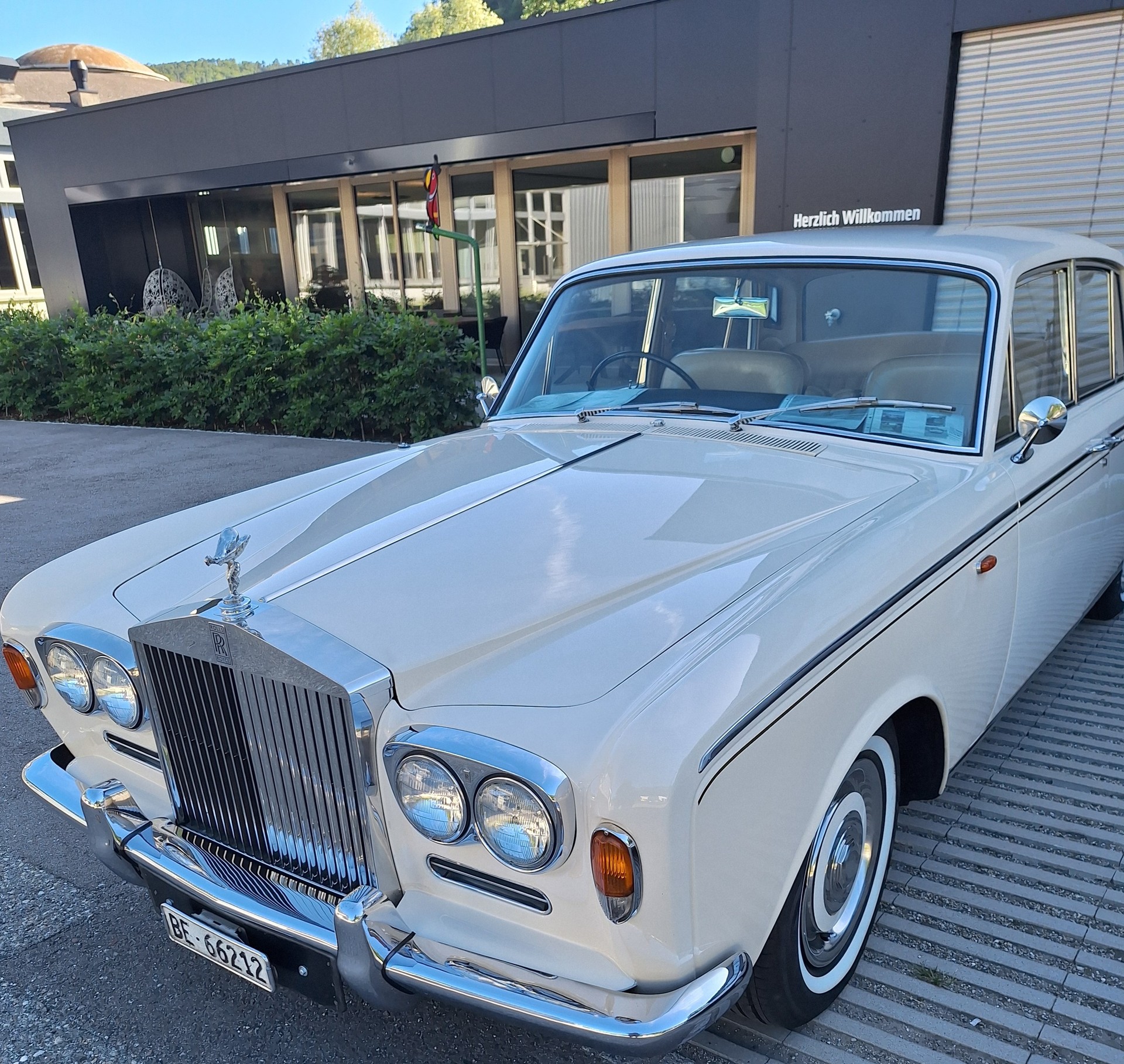 ROLLS-ROYCE Silver Shadow Serie I LWB