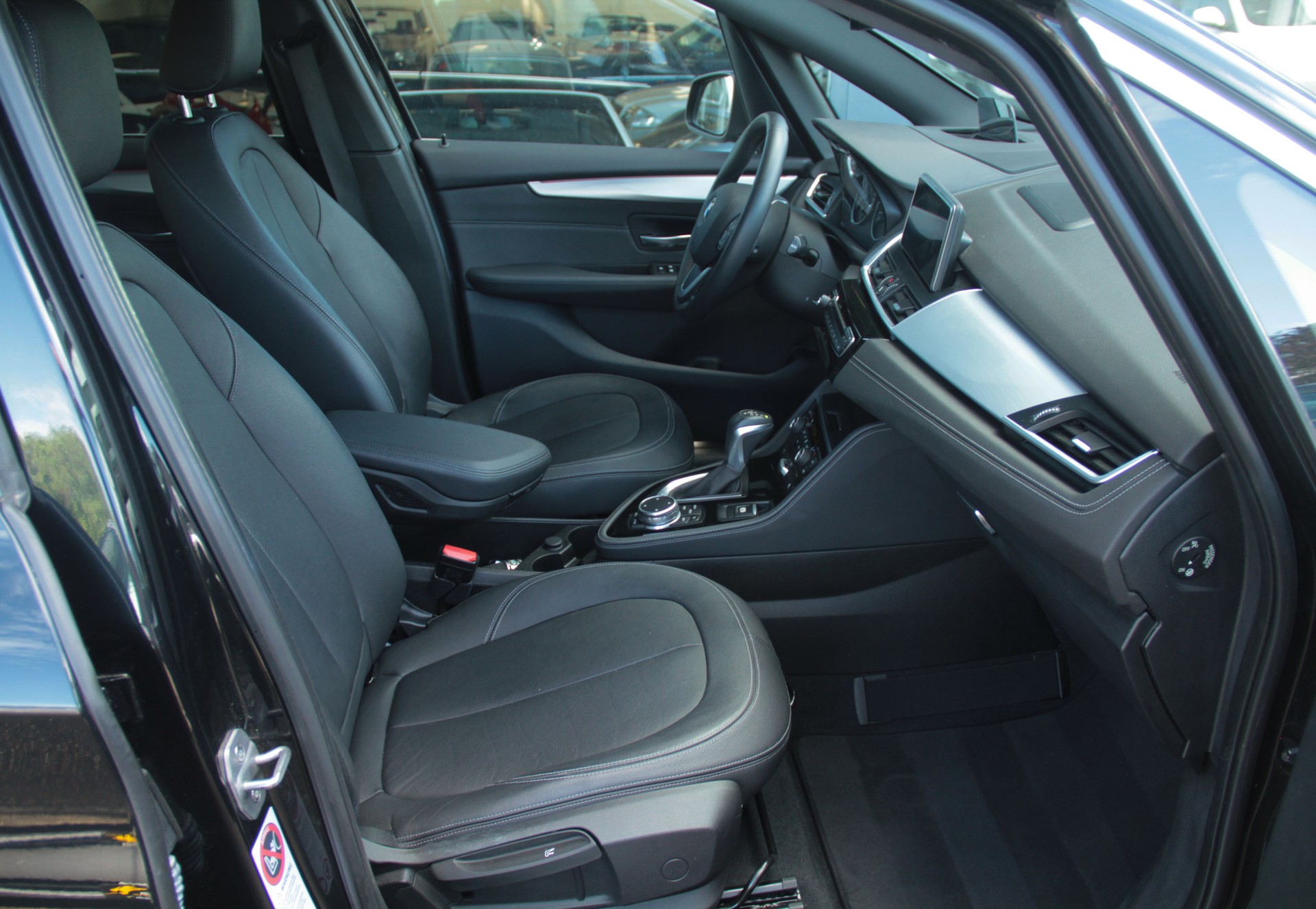 BMW 225i xDrive Active Tourer Luxury Line Steptronic 🇩🇪 ⭐⭐⭐⭐⭐-image-9