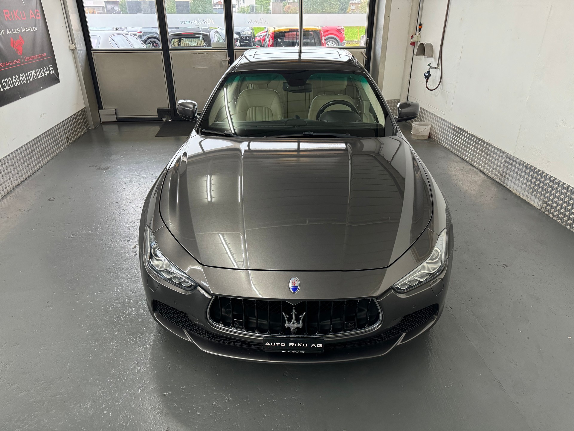 MASERATI Ghibli S Q4 3.0 V6 Automatica-showroom-element-2